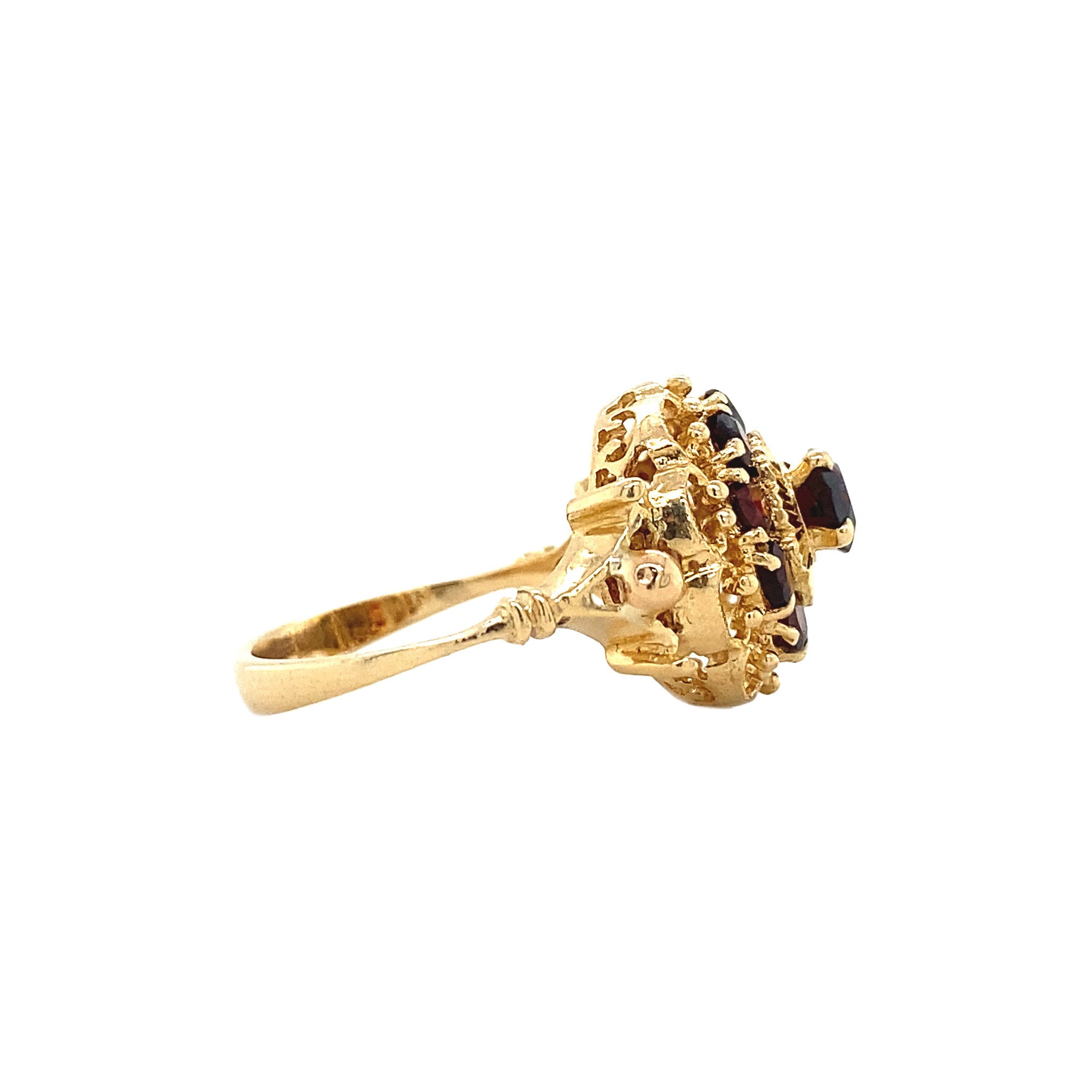 Gouden entourage ring met granaat 18 krt