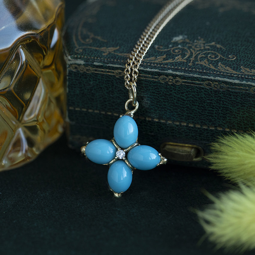 Vintage pendant with colored stone and zirconia 12 kt