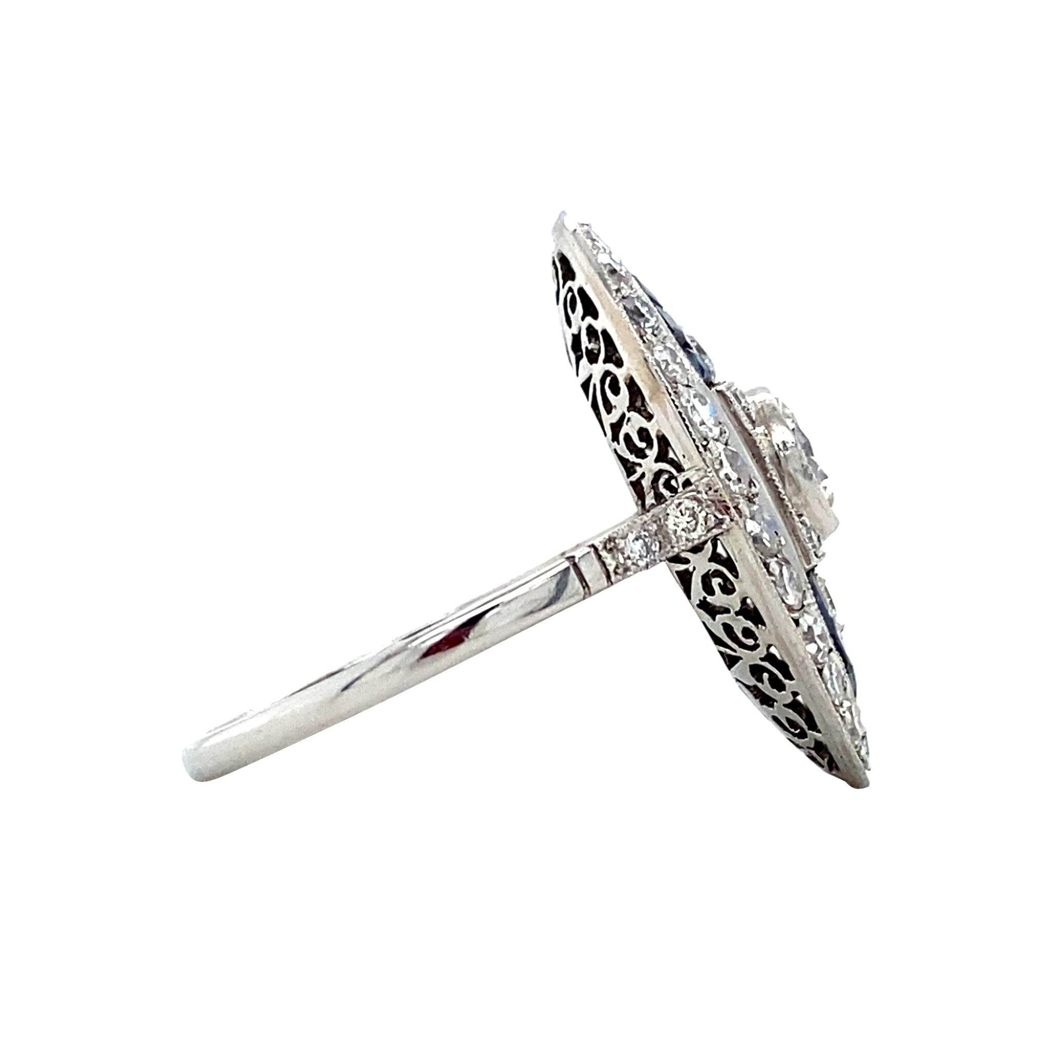 Platina entourage ring met saffier en diamant 950