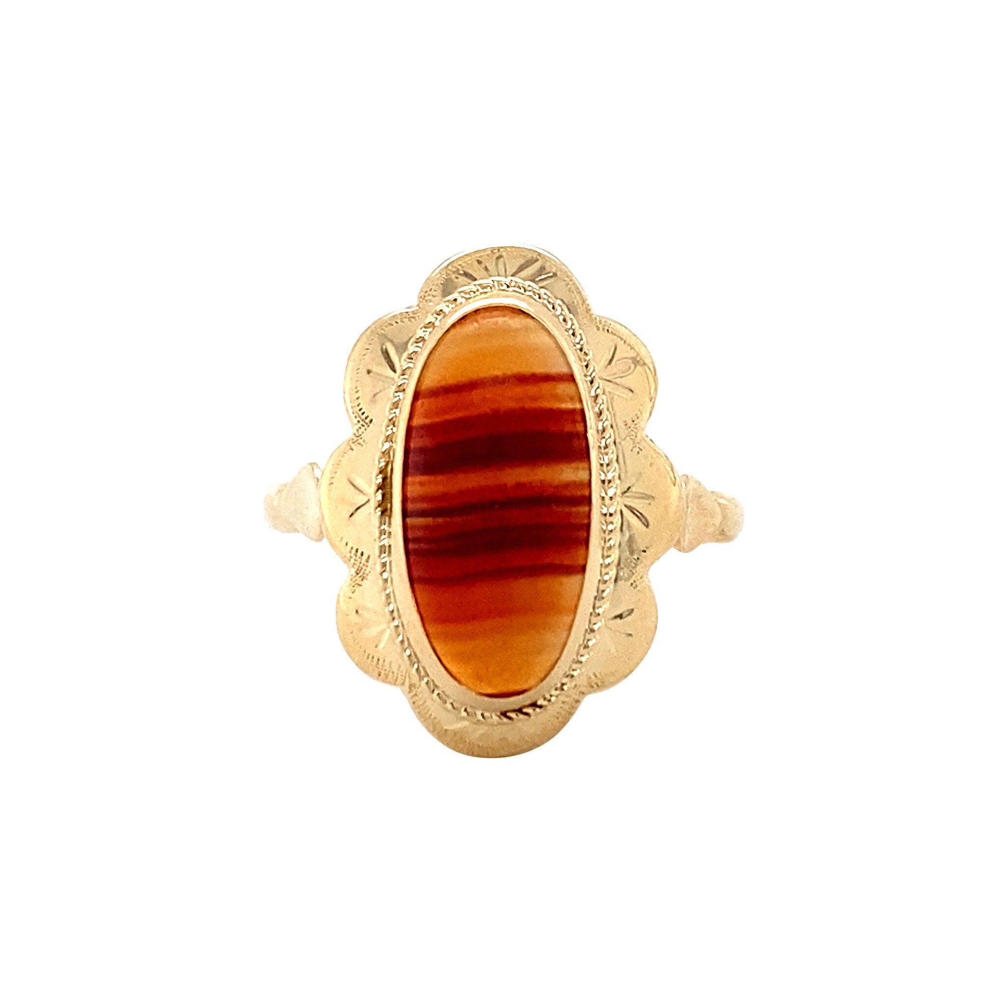 Gouden vintage ring met streepagaat 14 krt