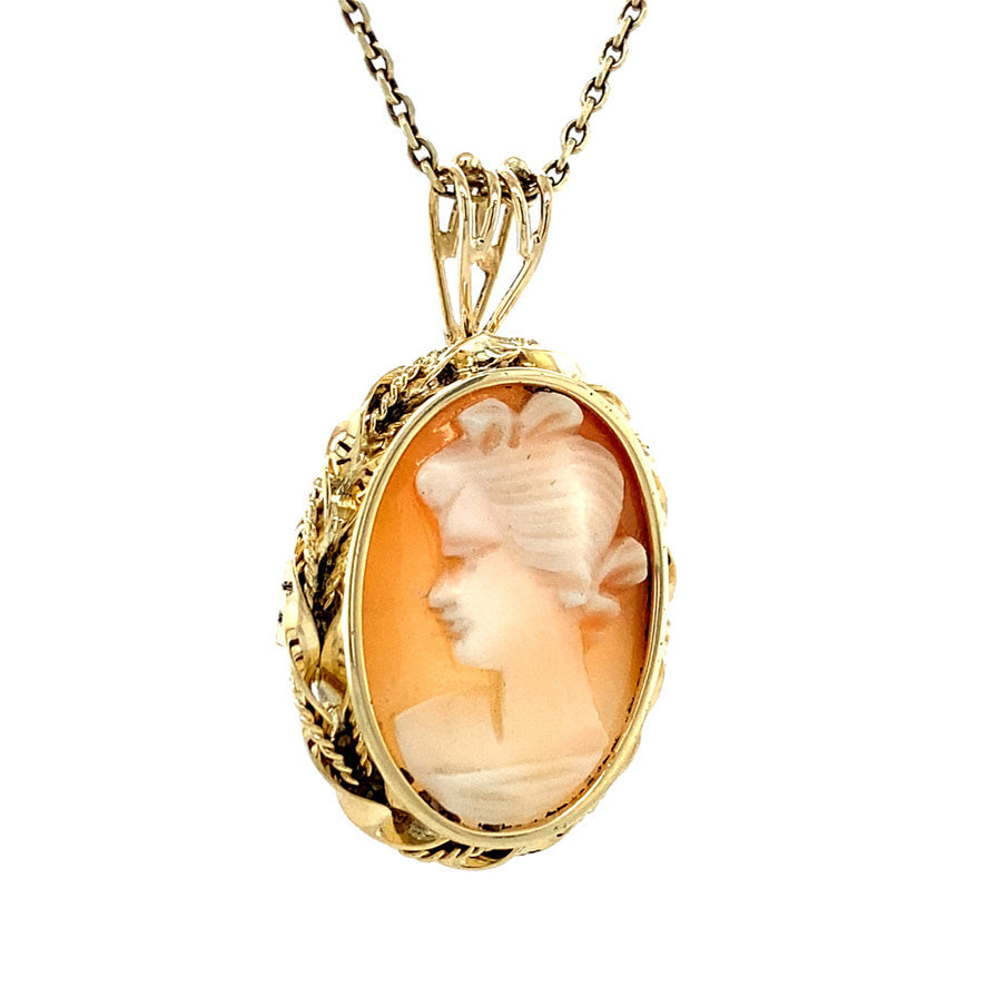 Gold pendant with cameo 14 kt