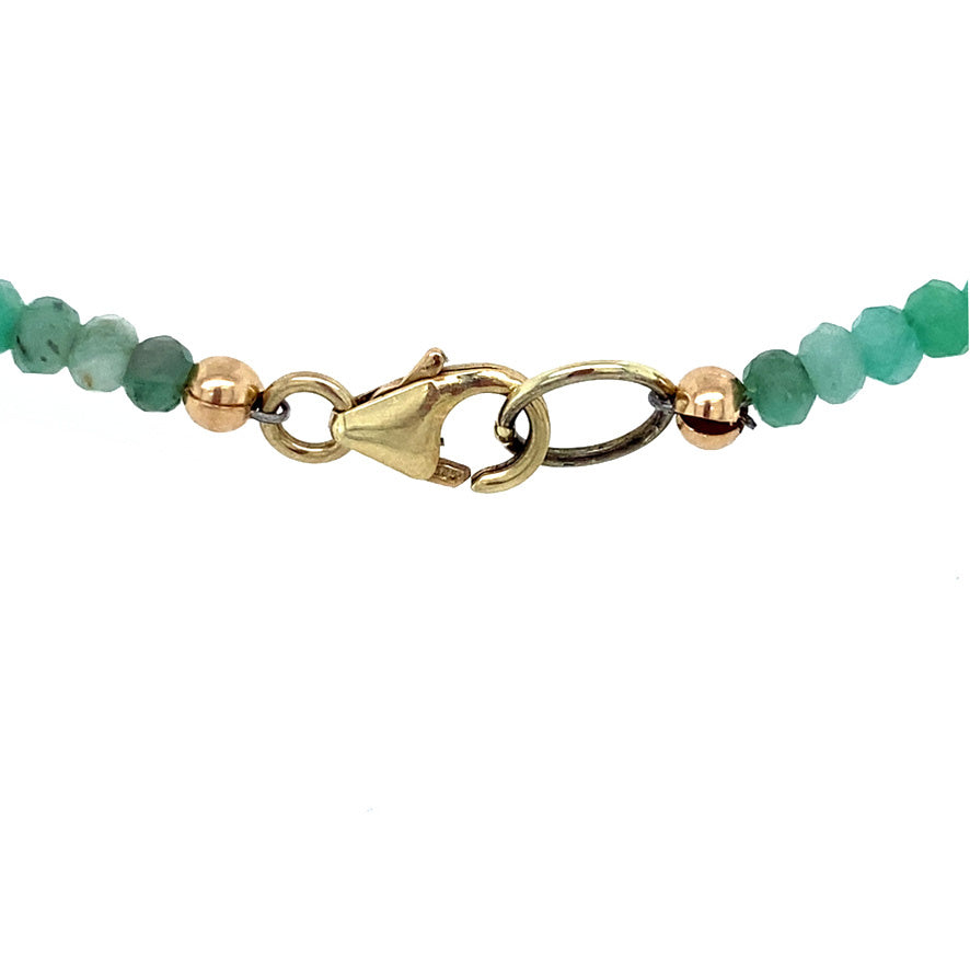 Emerald necklace with gold clasp 14 krt