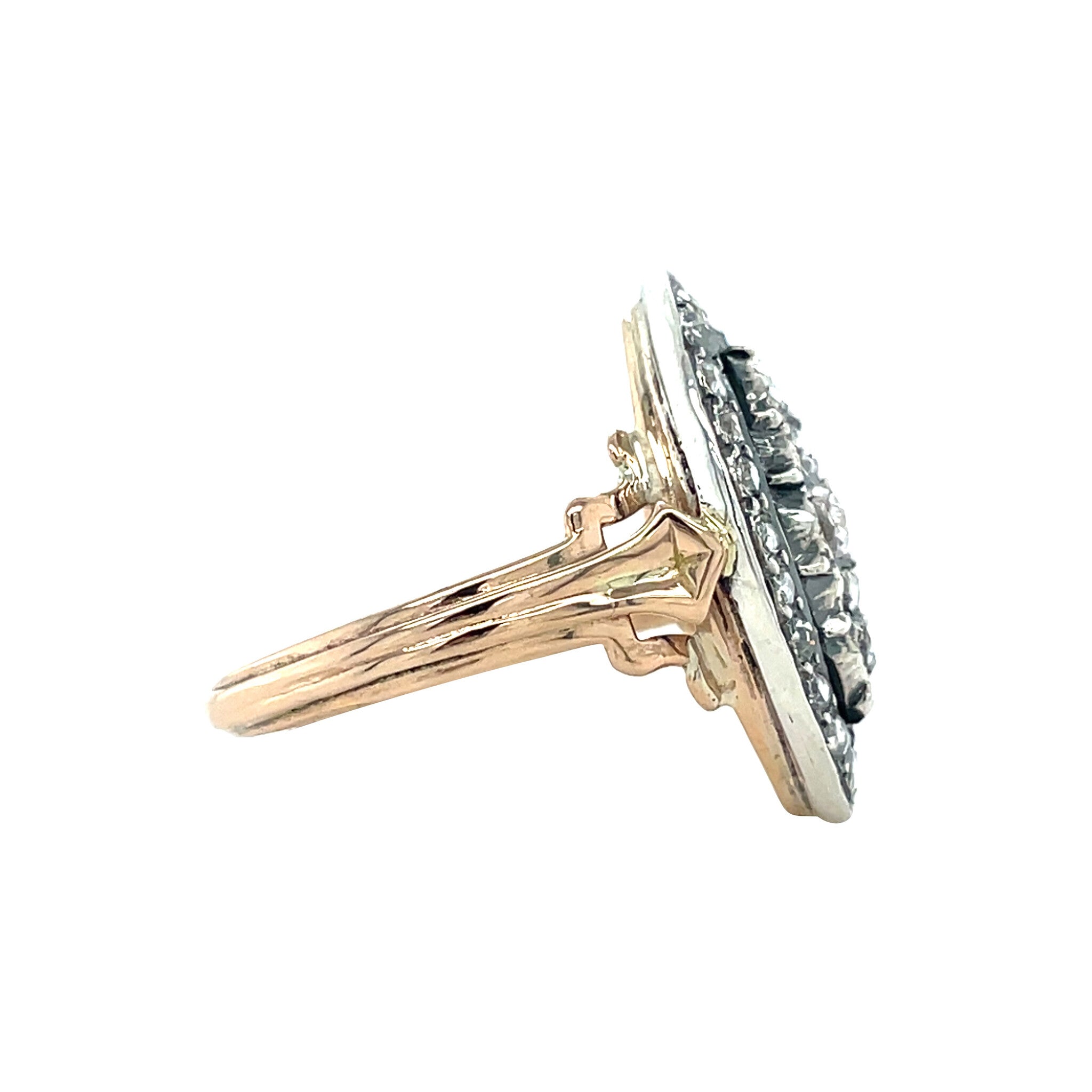 Vintage gold cluster ring with rose-cut diamond, 14 kt/925