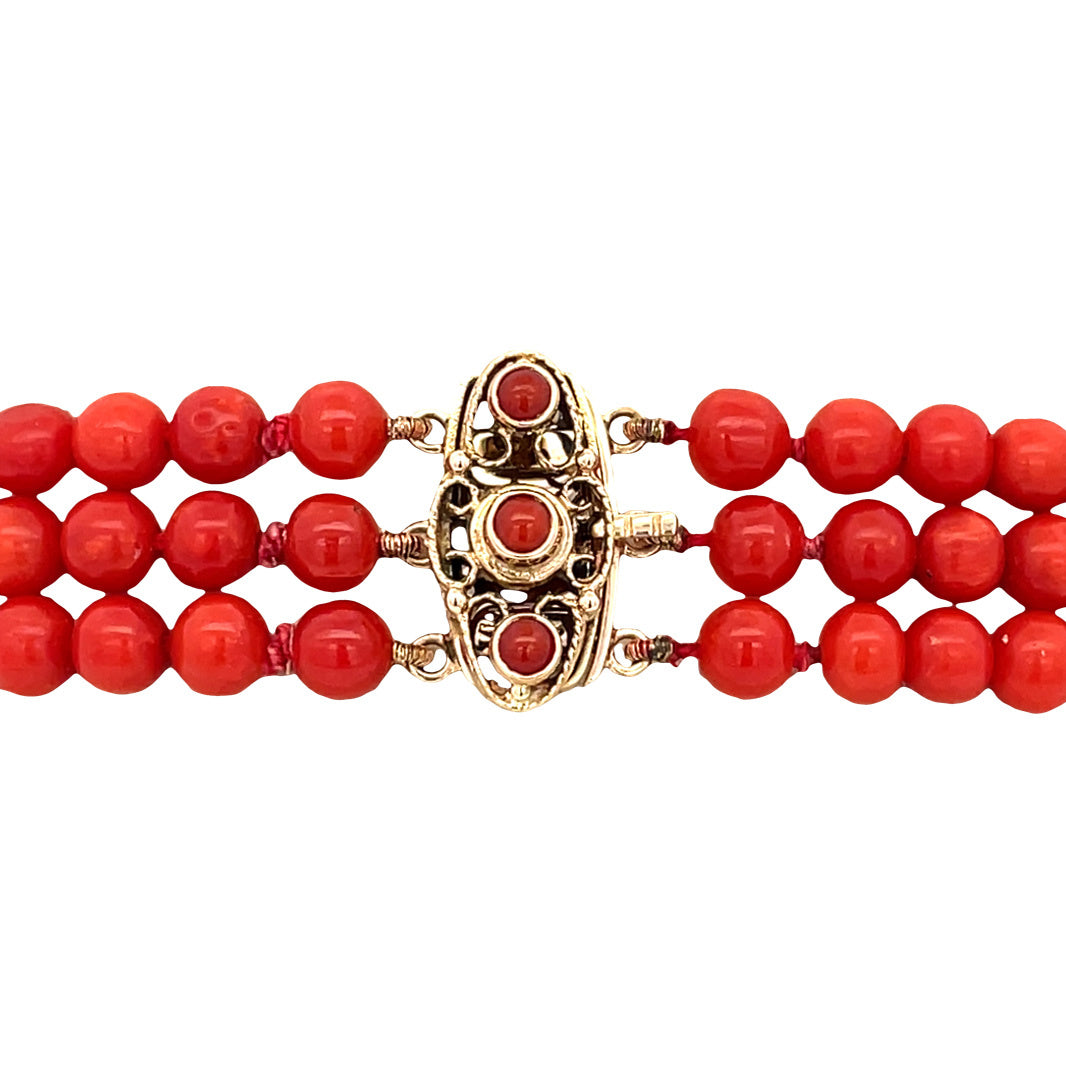 Vintage bloedkoraal armband met gouden sluiting 14 kt