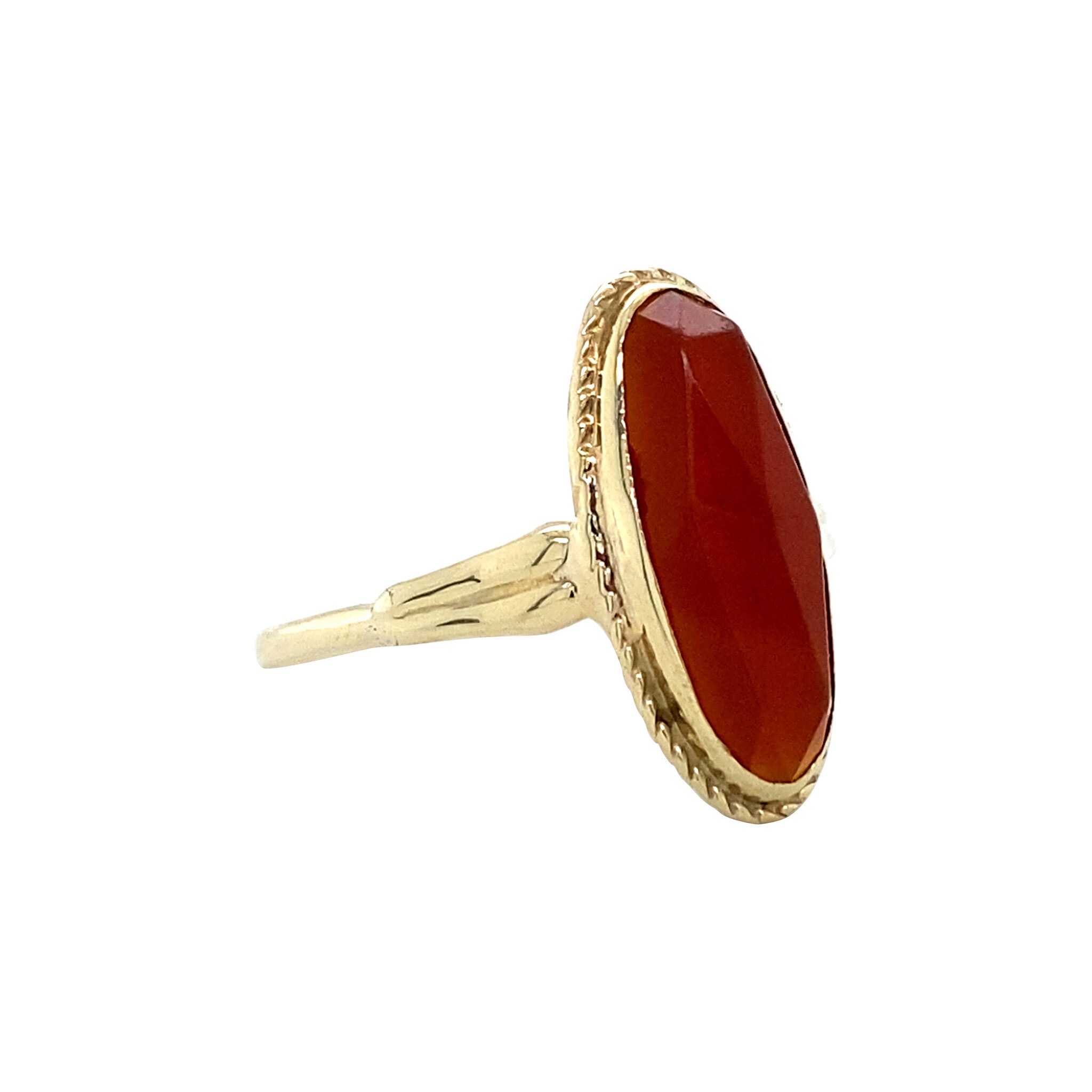 Gouden ring met carneool 14 krt