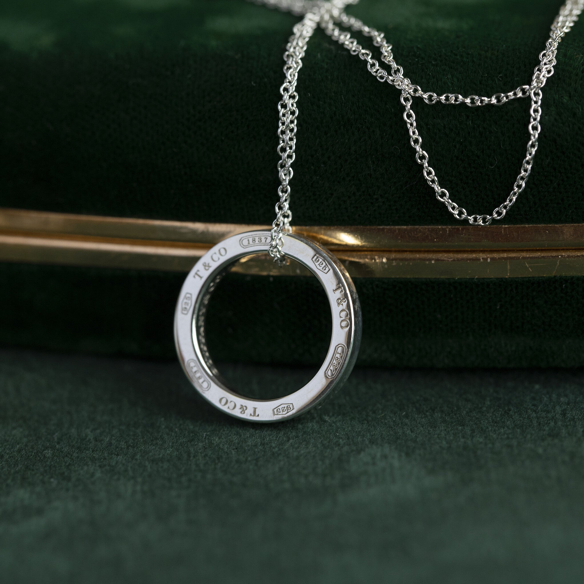 Silver Tiffany & Co necklace with pendant 40.5 cm 925