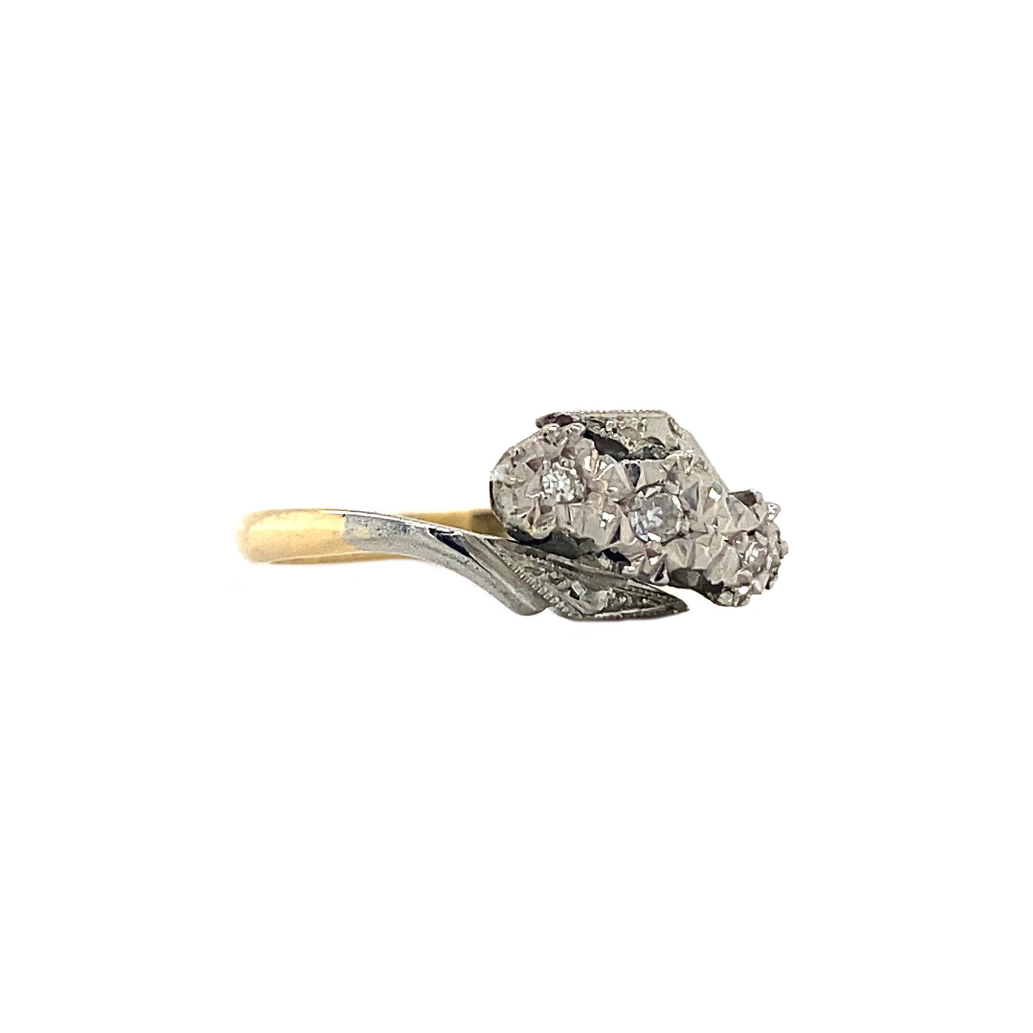 18 kt gold signet ring with diamond
