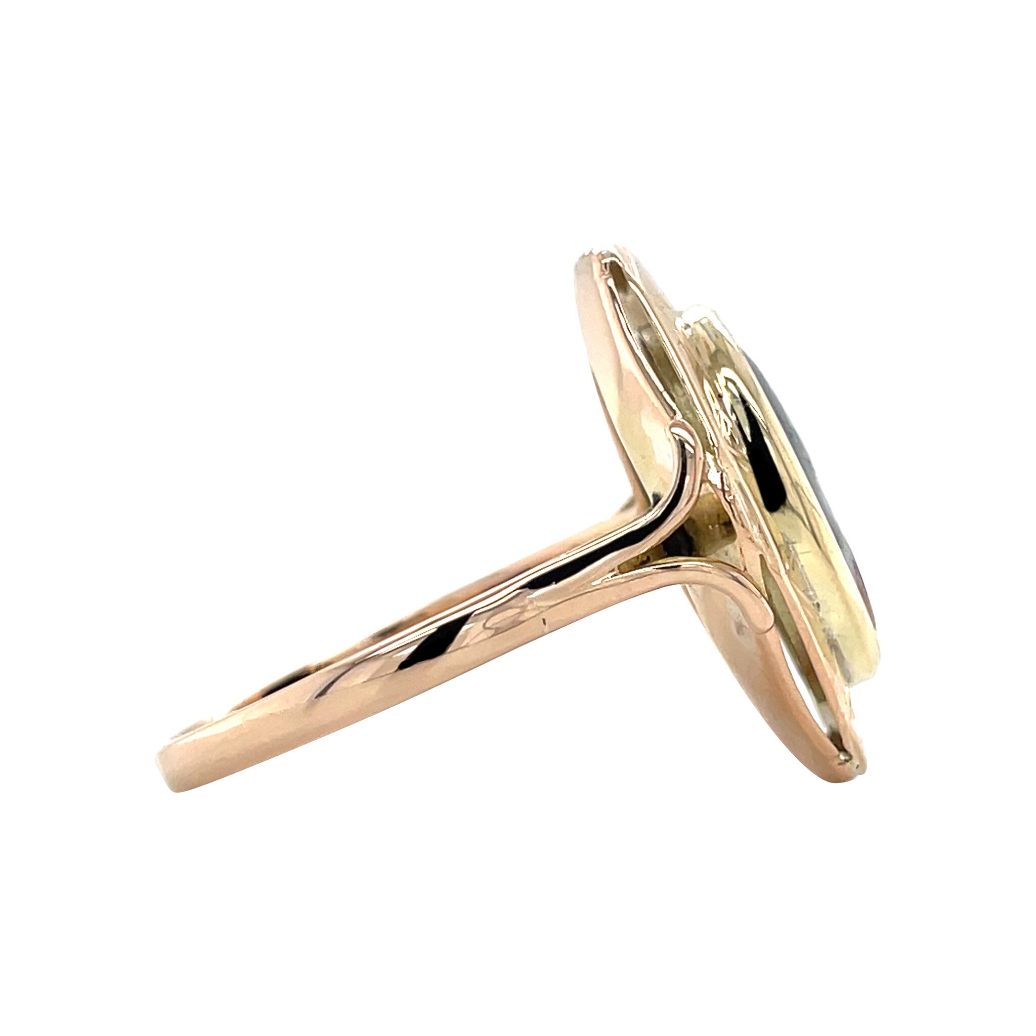 Gold vintage ring with enamel 14 kt