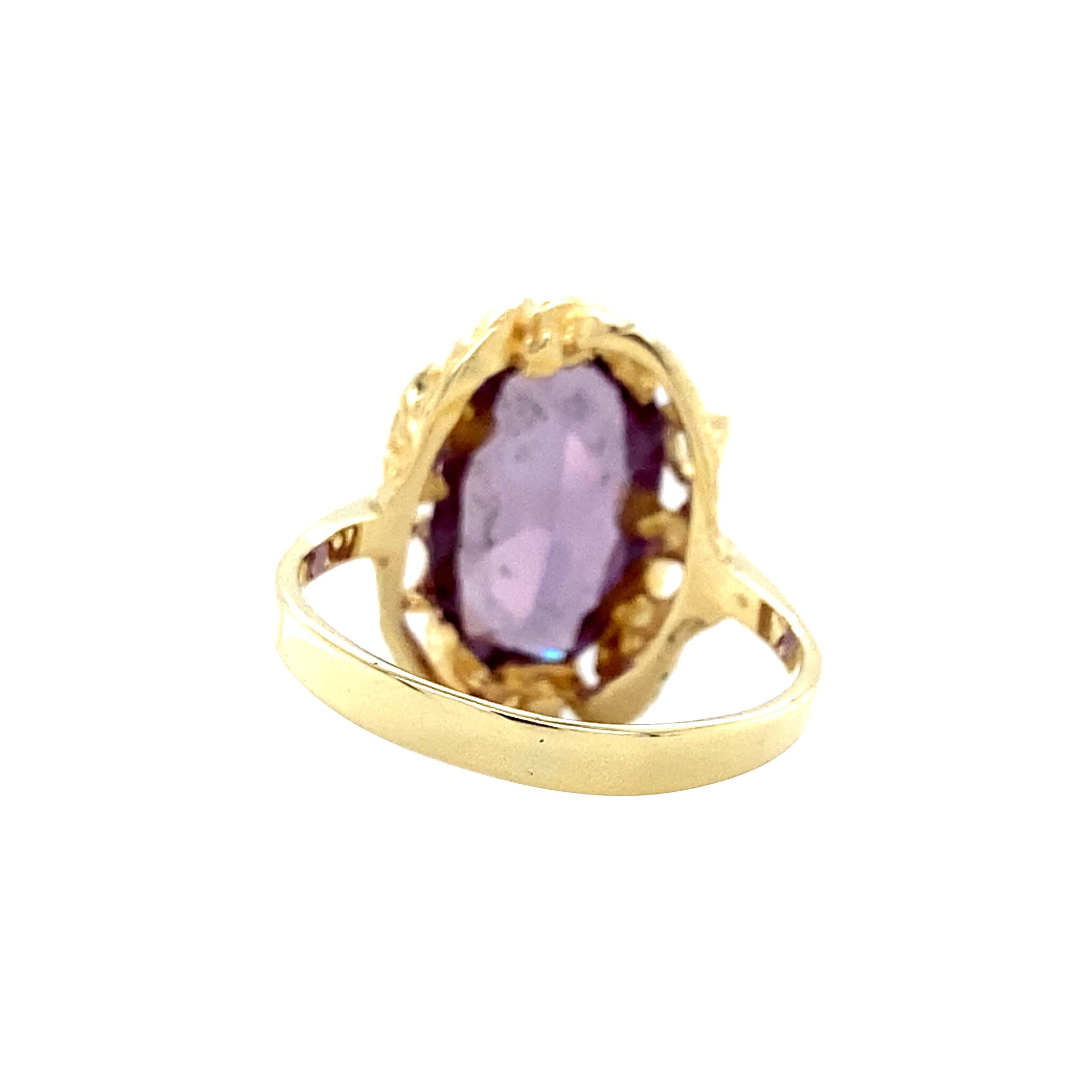 Gouden vintage ring met synthetische saffier 14 krt