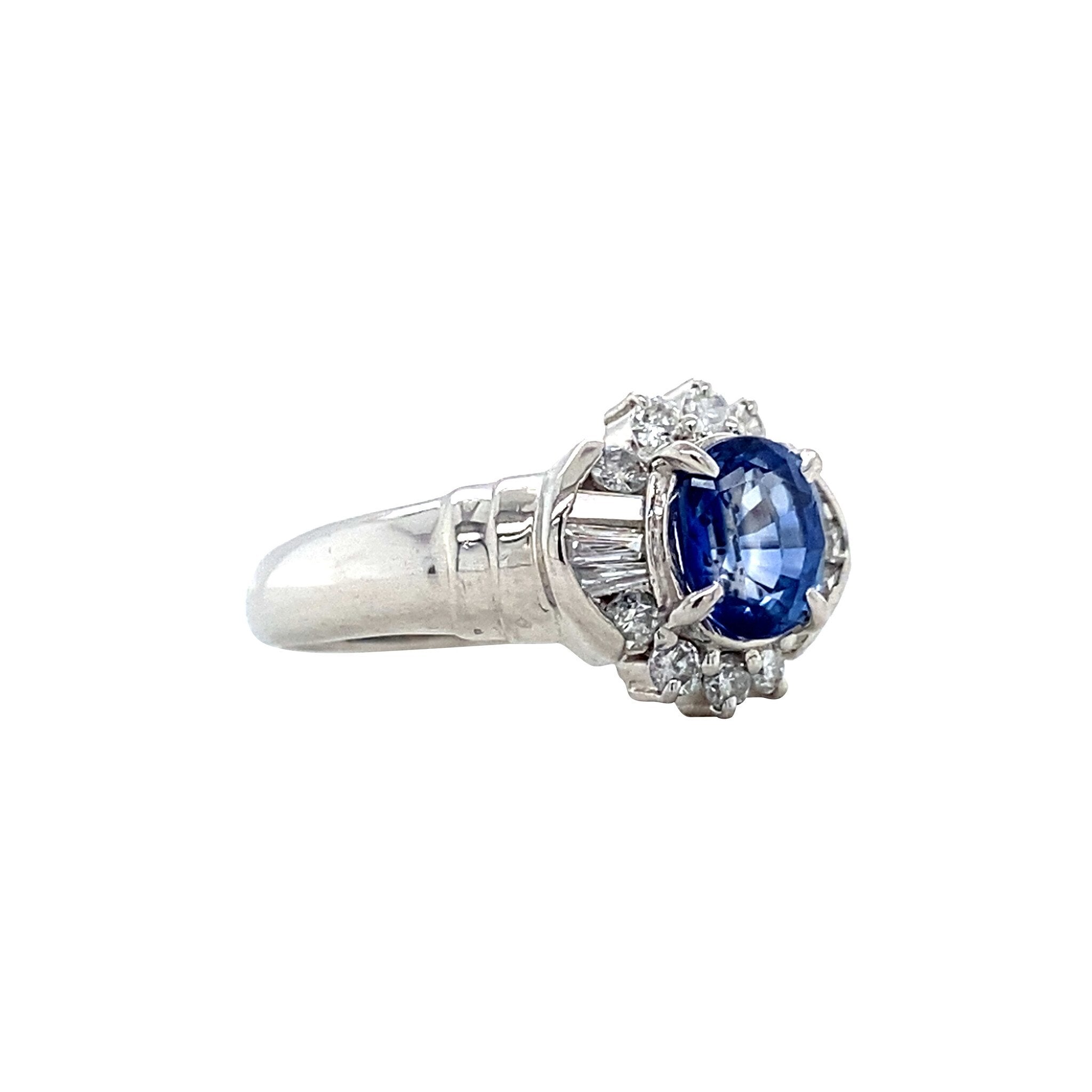 Platinum vintage entourage ring with sapphire and diamond 900