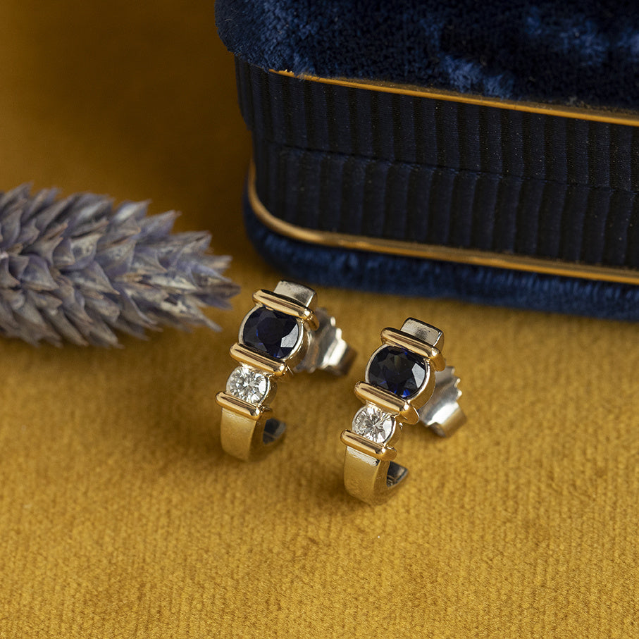 Bicolour gold vintage stud earrings with sapphire and diamond 14 kt