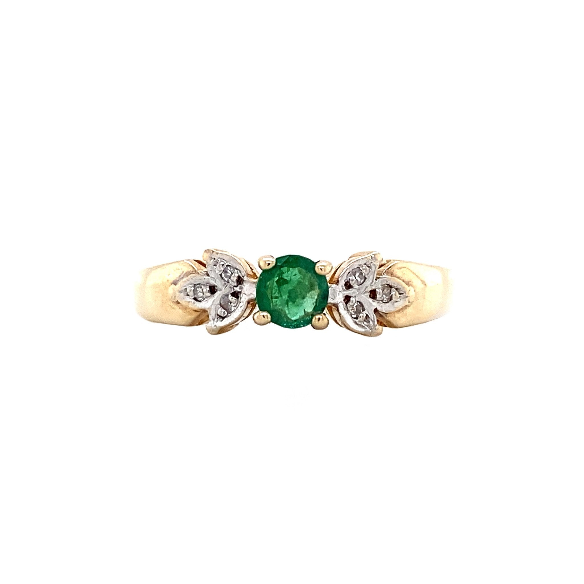 Ring with emerald and diamond 9 kt