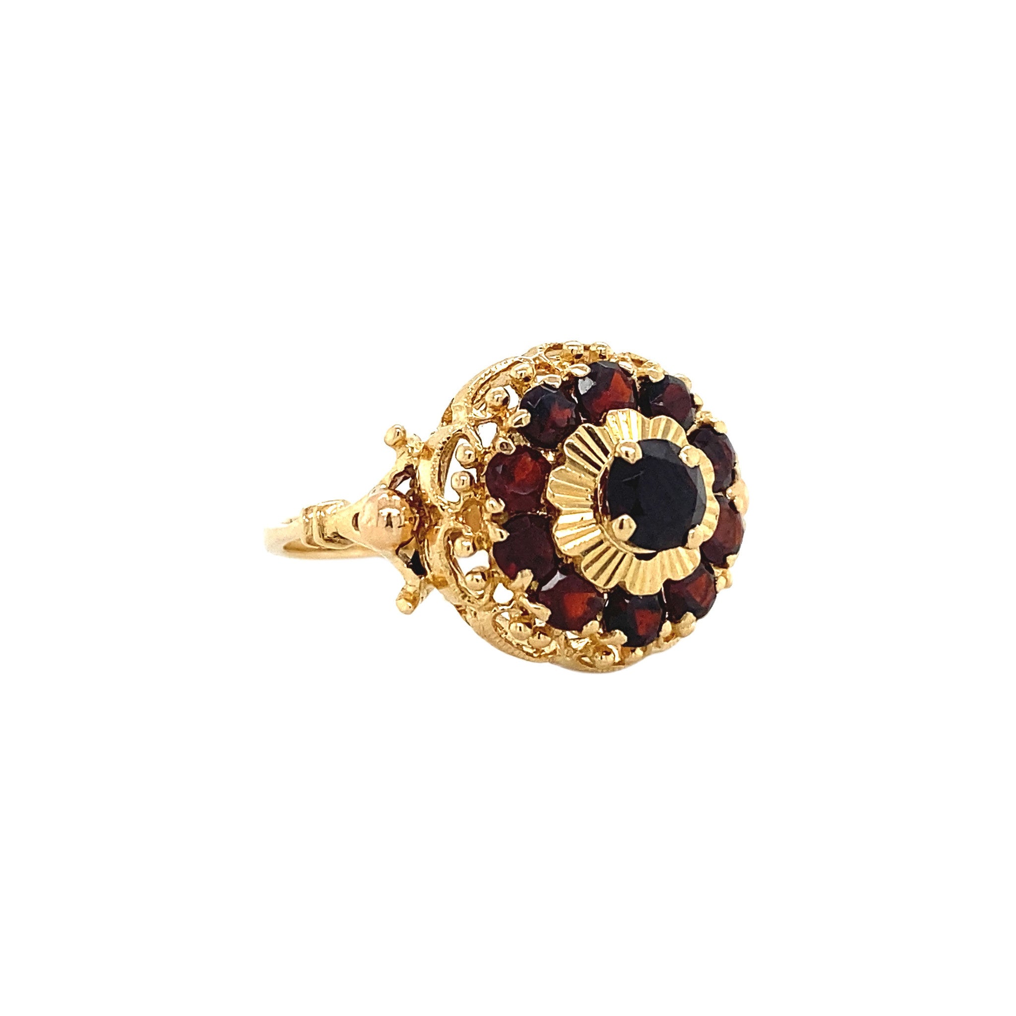 Gouden entourage ring met granaat 18 krt