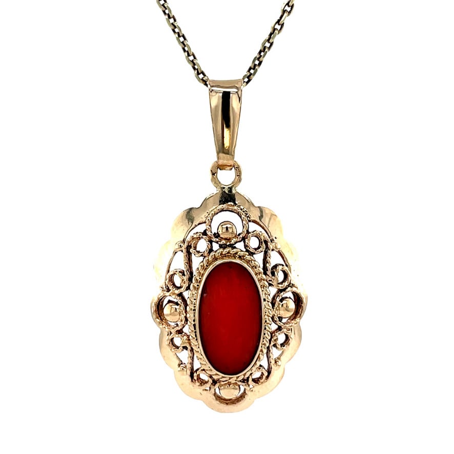 Gold vintage pendant with blood coral 14 kt