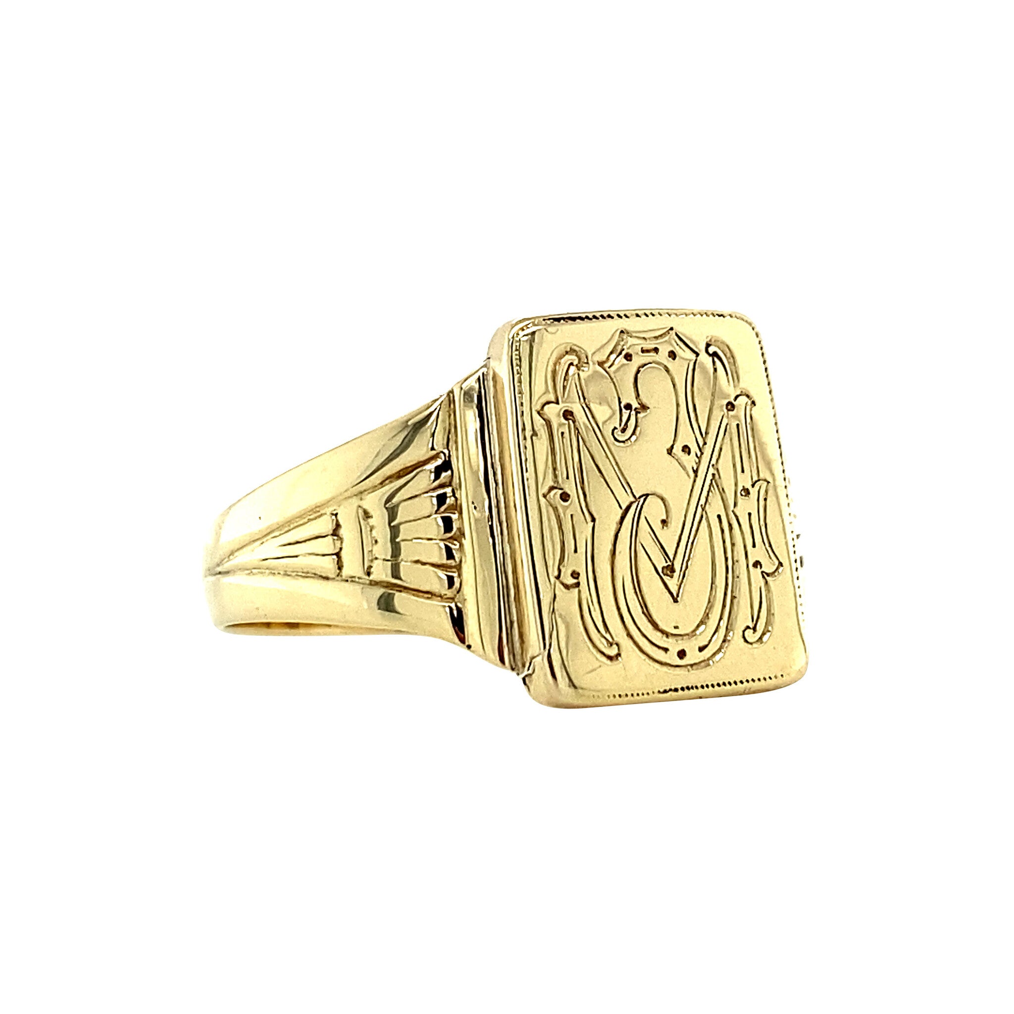 14 kt gold signet ring with engraving