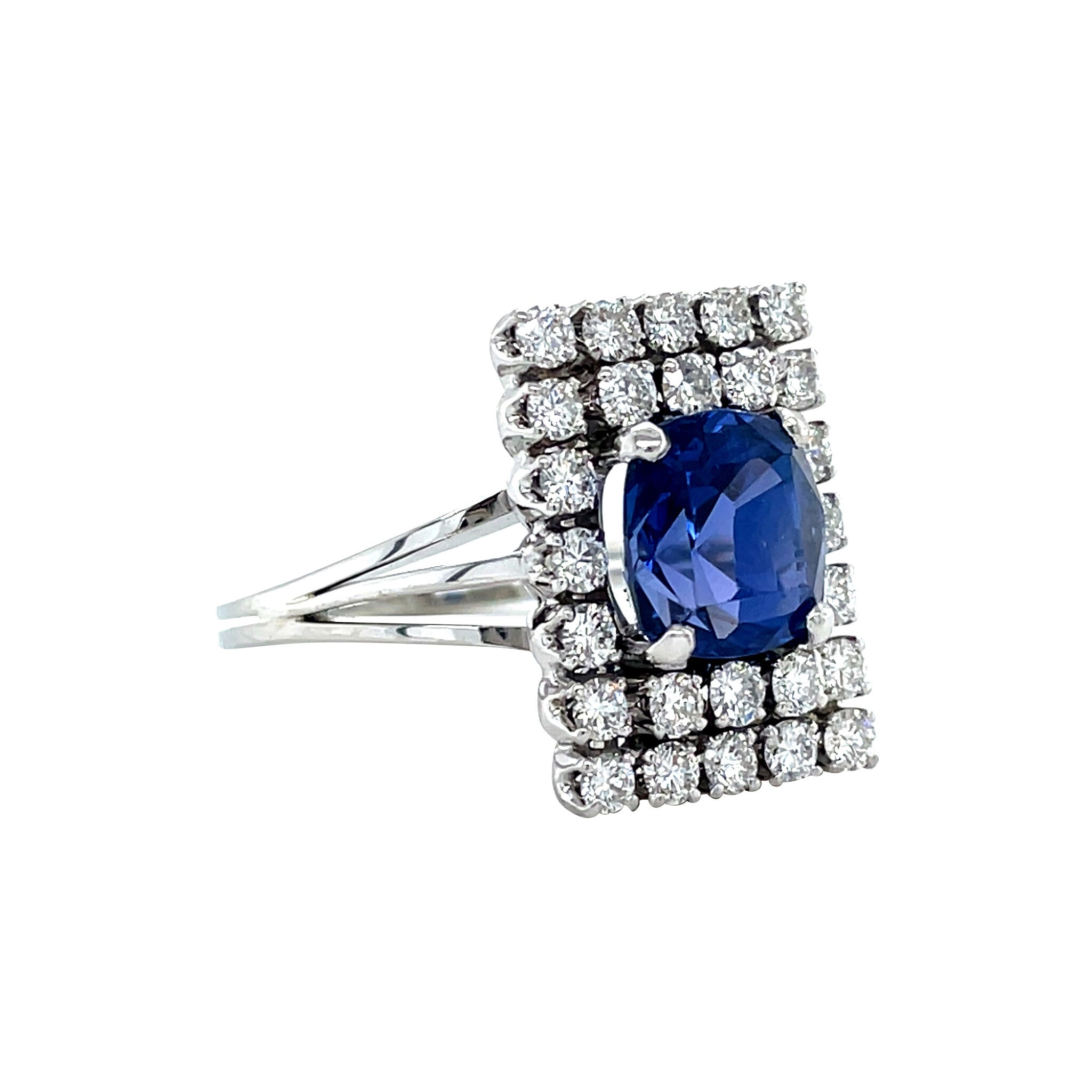 White gold vintage ring with sapphire and diamond 14 kt