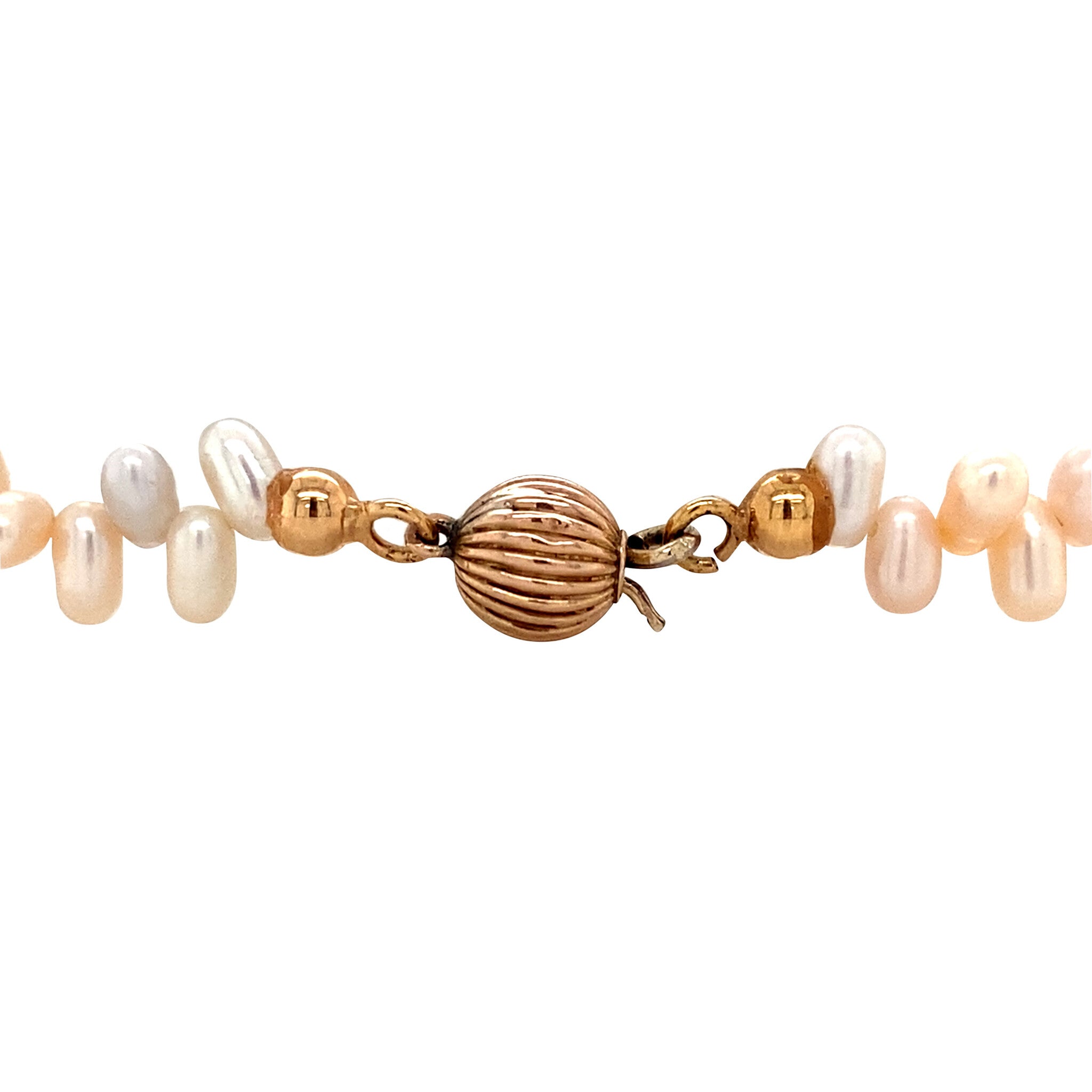 Vintage pearl bracelet with 14 kt gold clasp