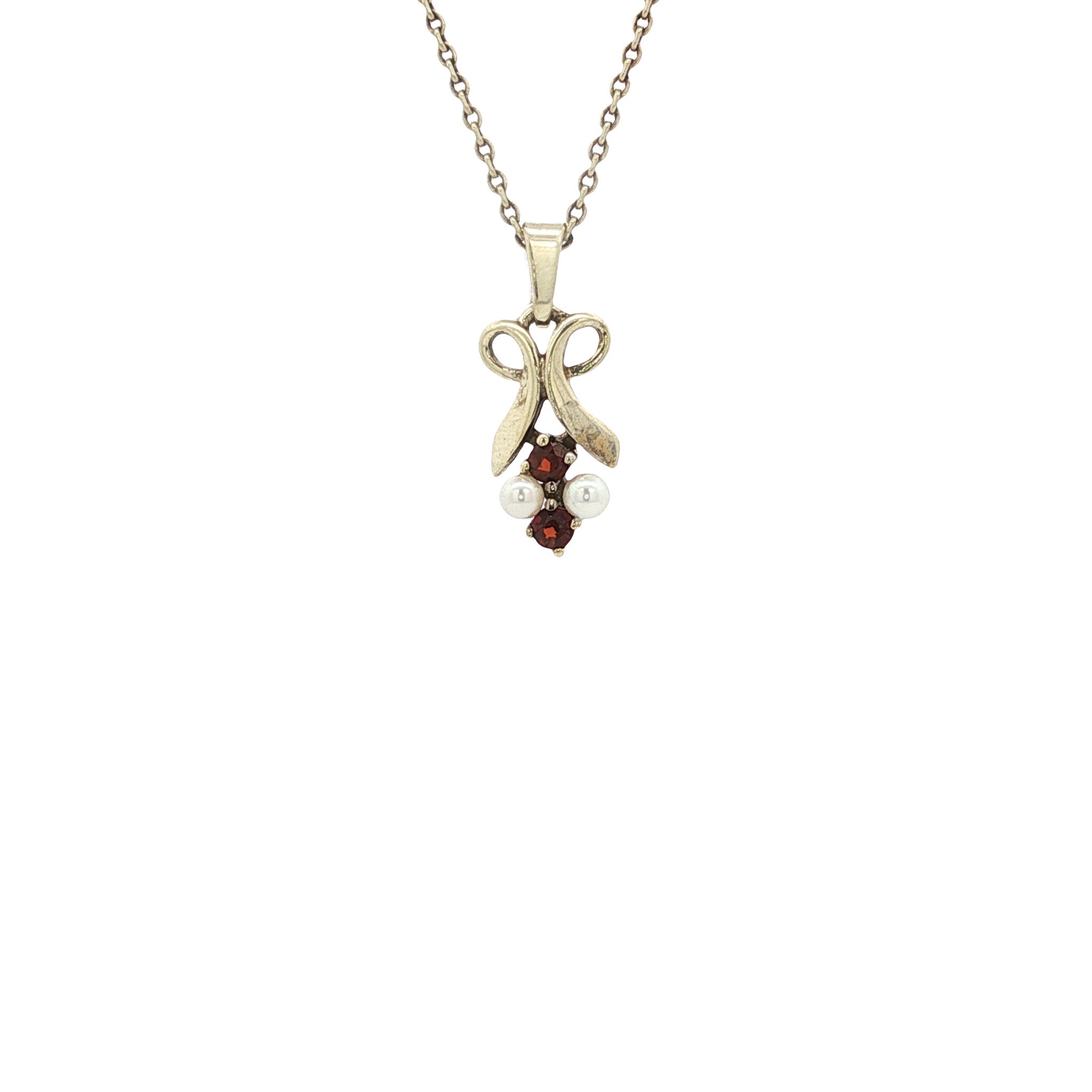Gold vintage pendant with garnet and pearl 14 kt