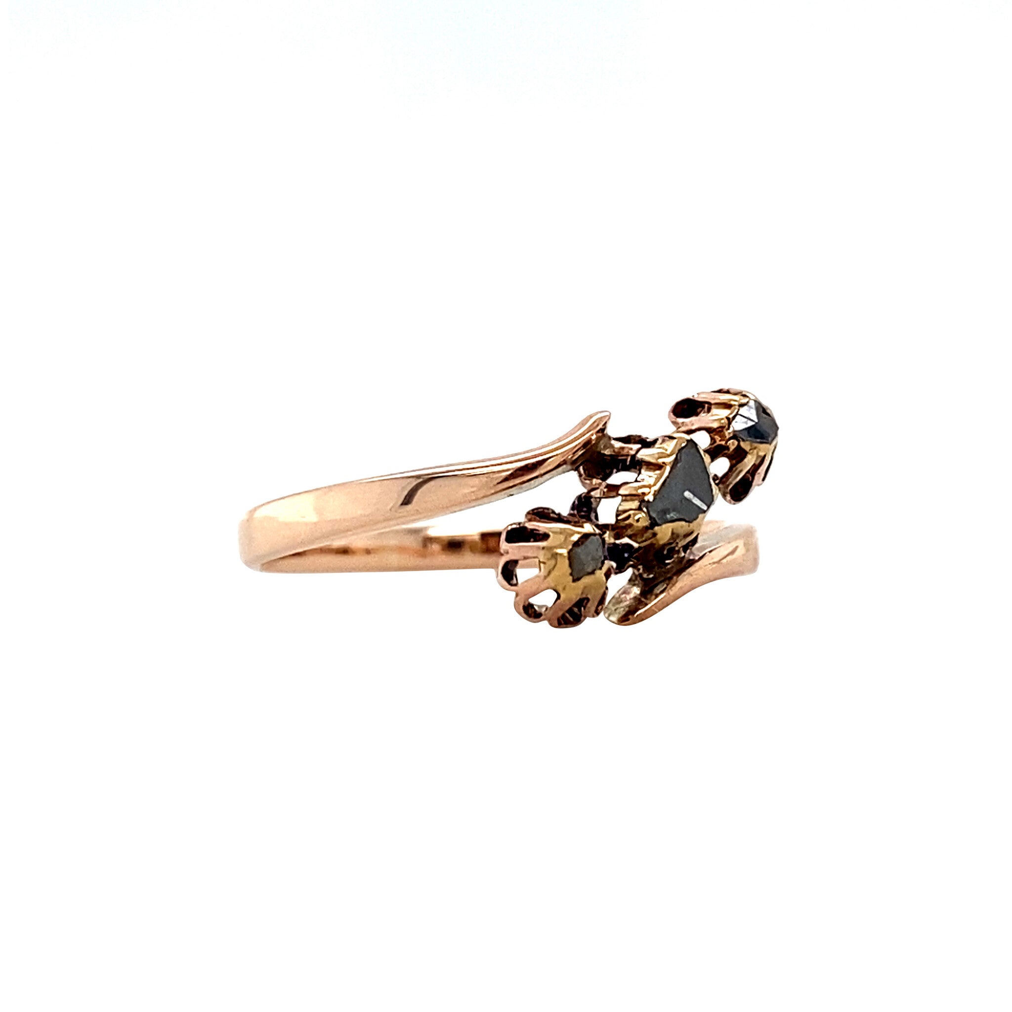 Vintage rose-gold hammered ring with rose diamond 14 kt