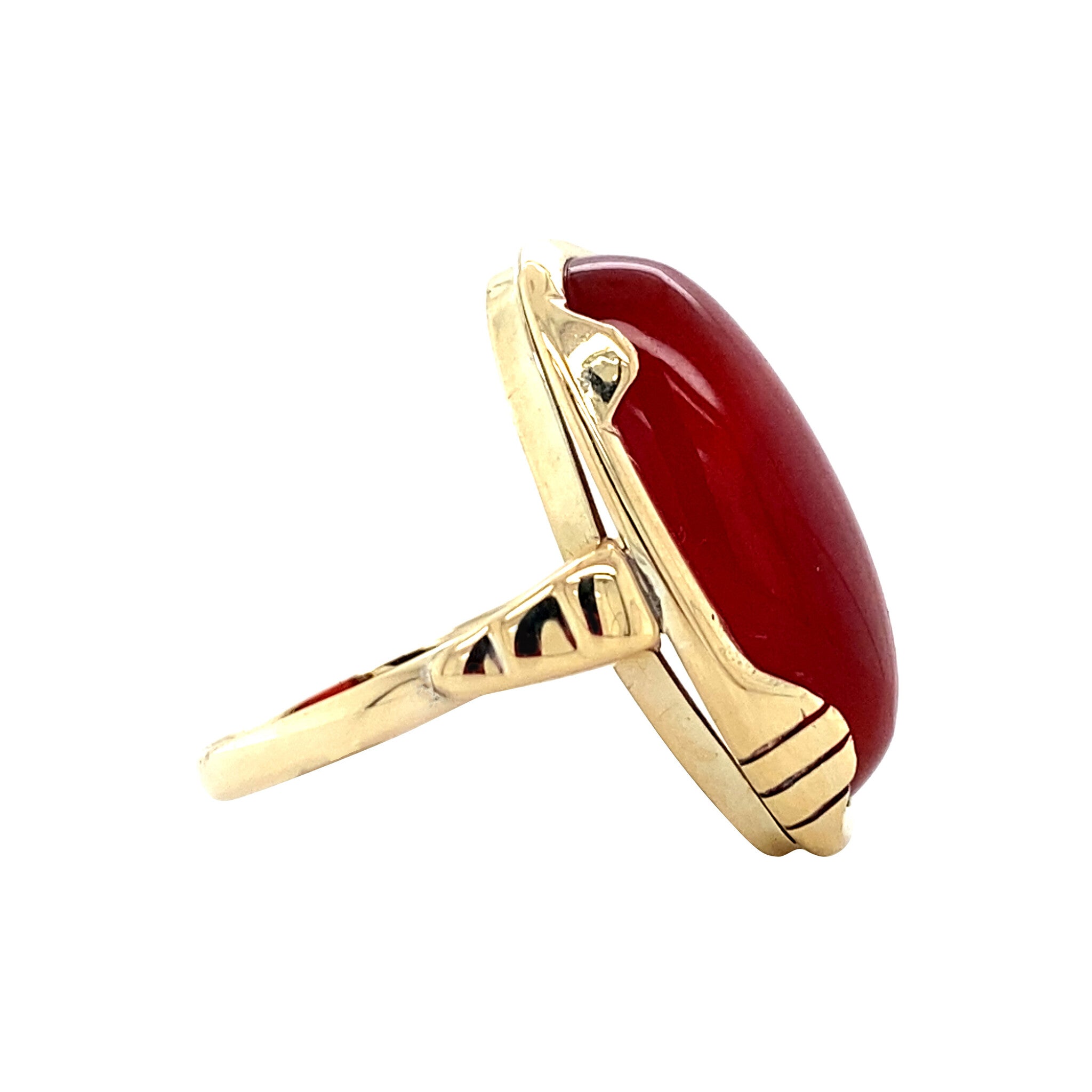 14 kt vintage gold ring with carnelian
