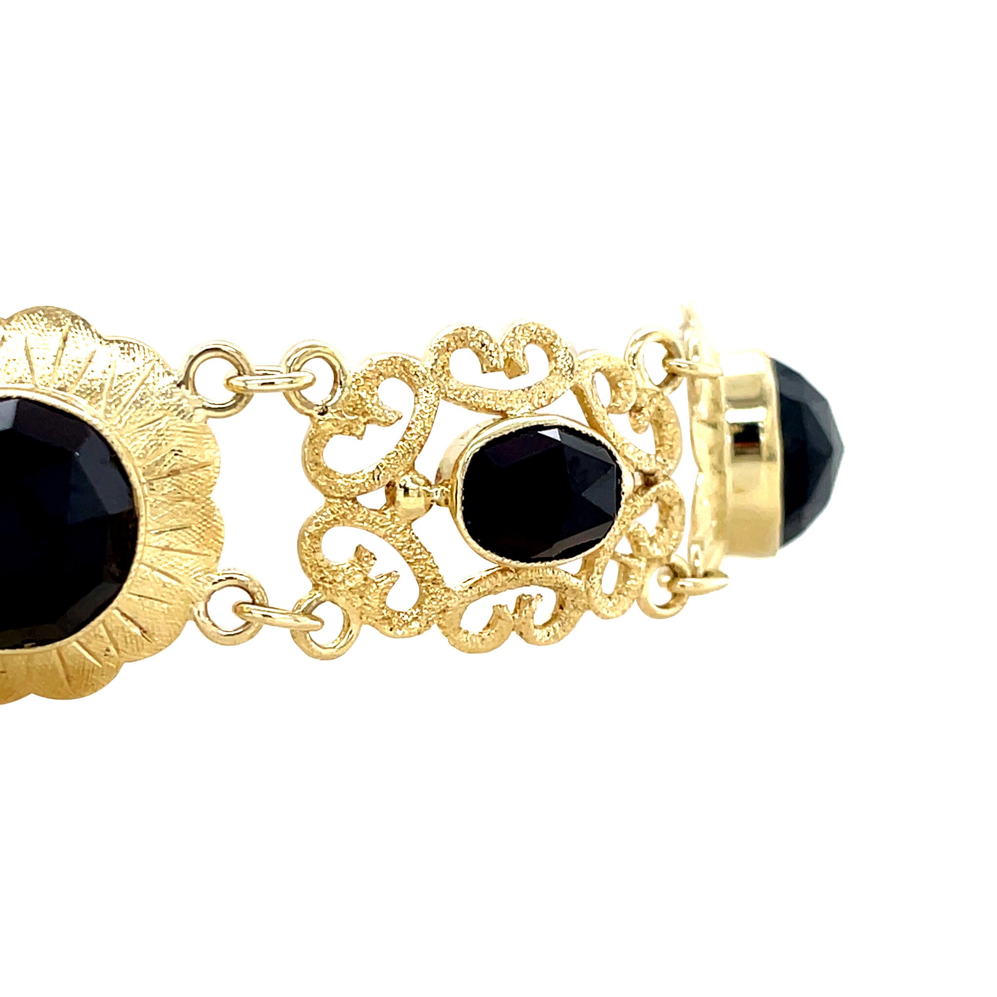 Gold booties bracelet with garnet 14 kt