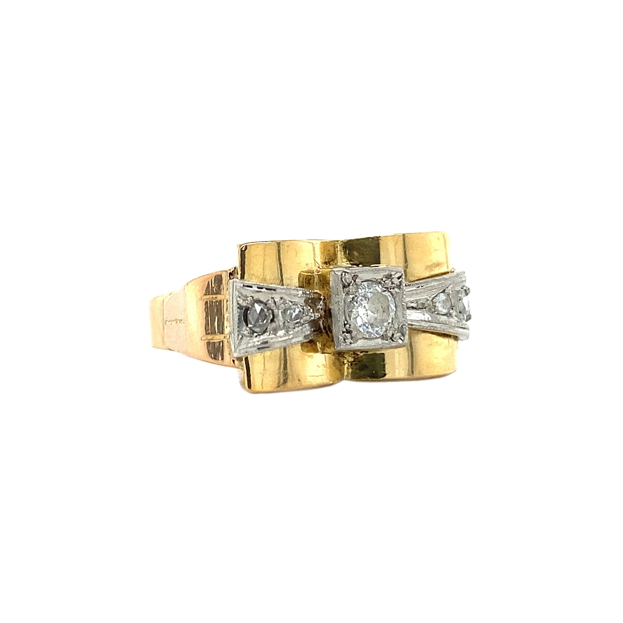 Tricolour gold ring with a bow and diamond, 18 kt 950