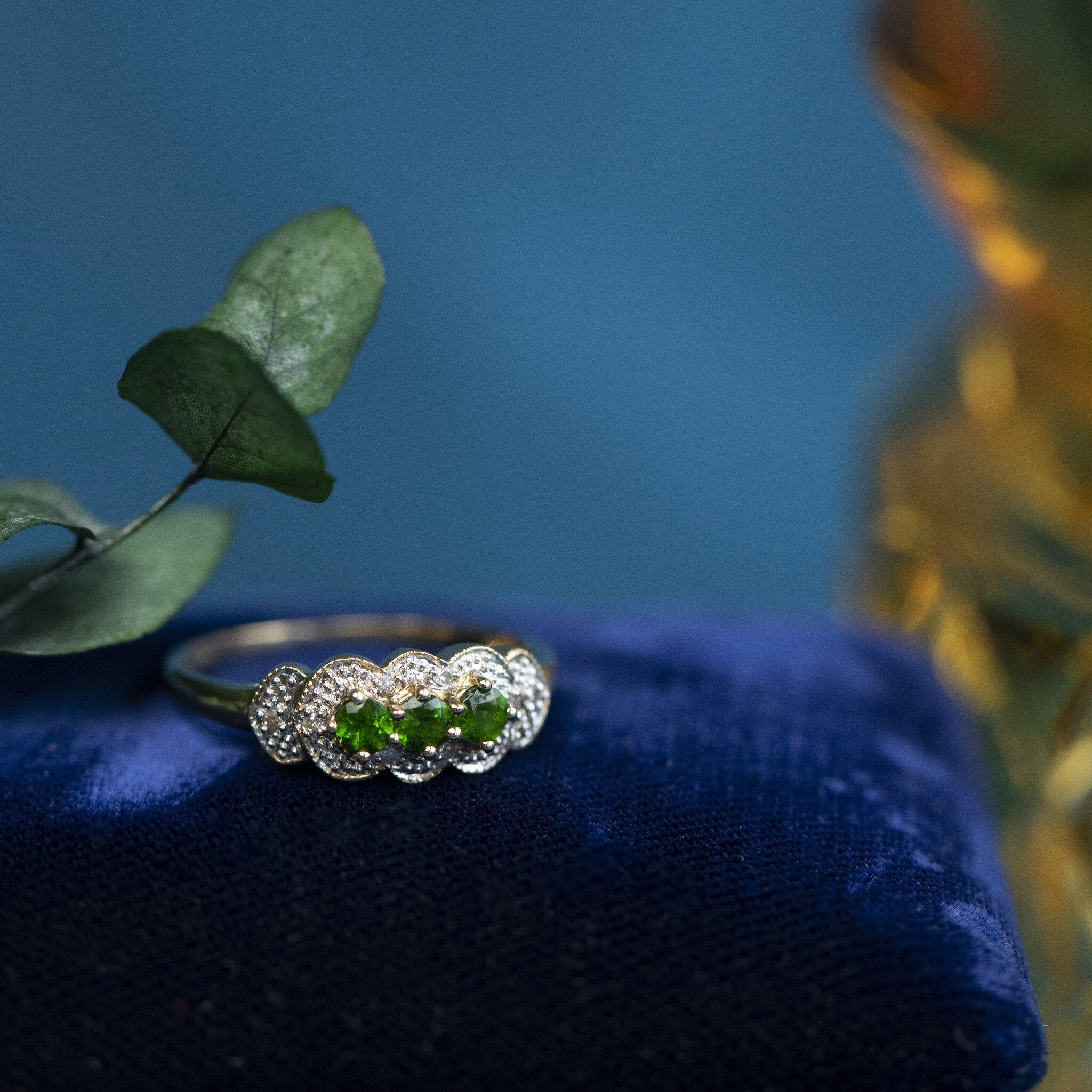 Ring met peridot en diamant 9 krt