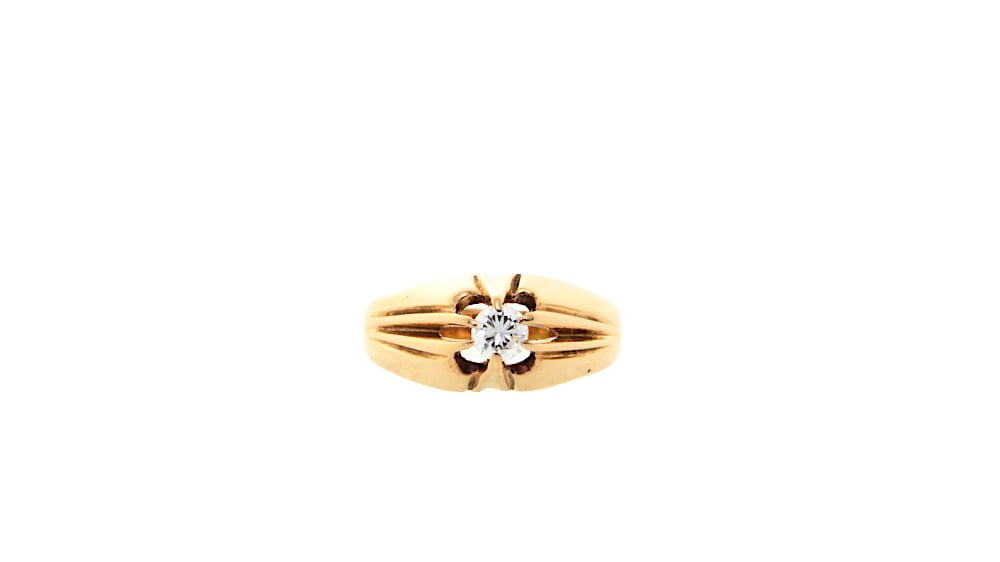 14 kt rose gold pinky ring with diamond
