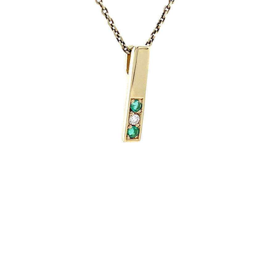 Gouden vintage hanger met smaragd en diamant 14 kt
