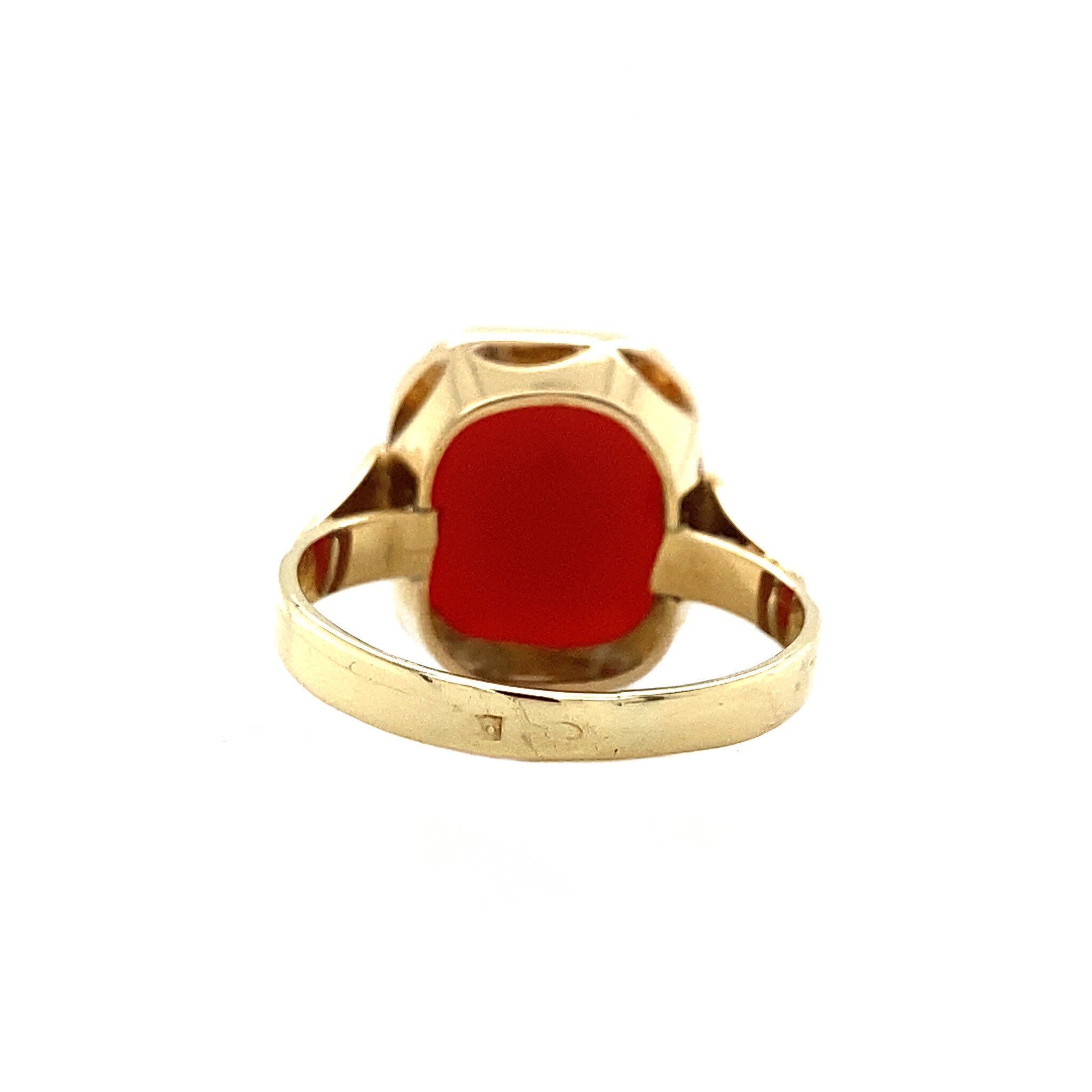 Gouden ring met carneool 14 krt
