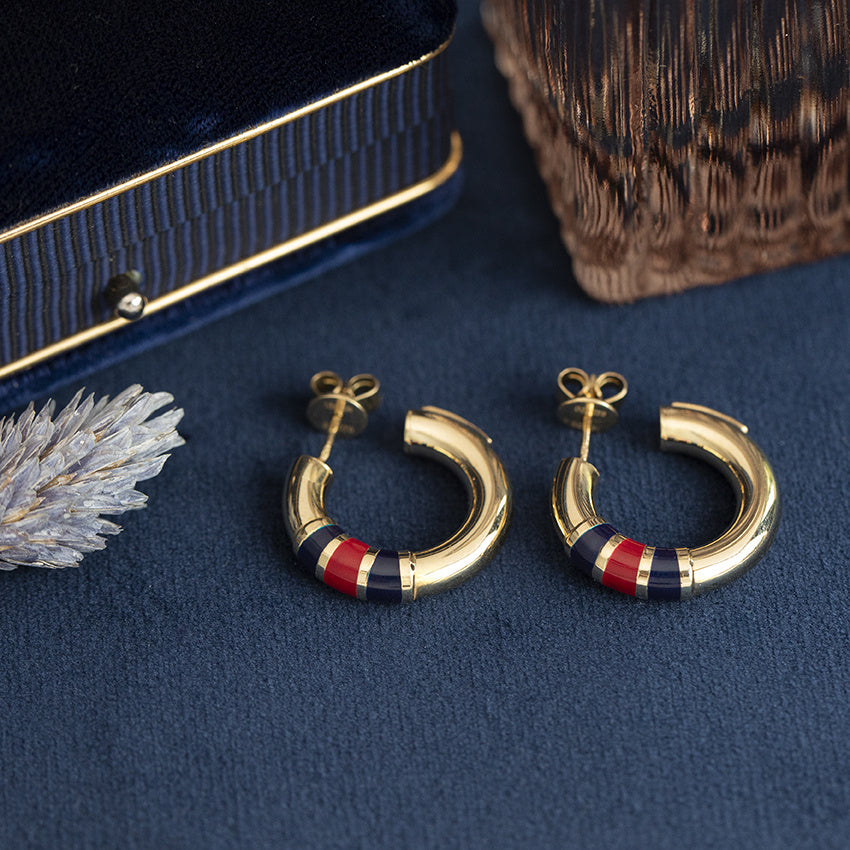 Gouden vintage oorstekers met emaille 18 kt