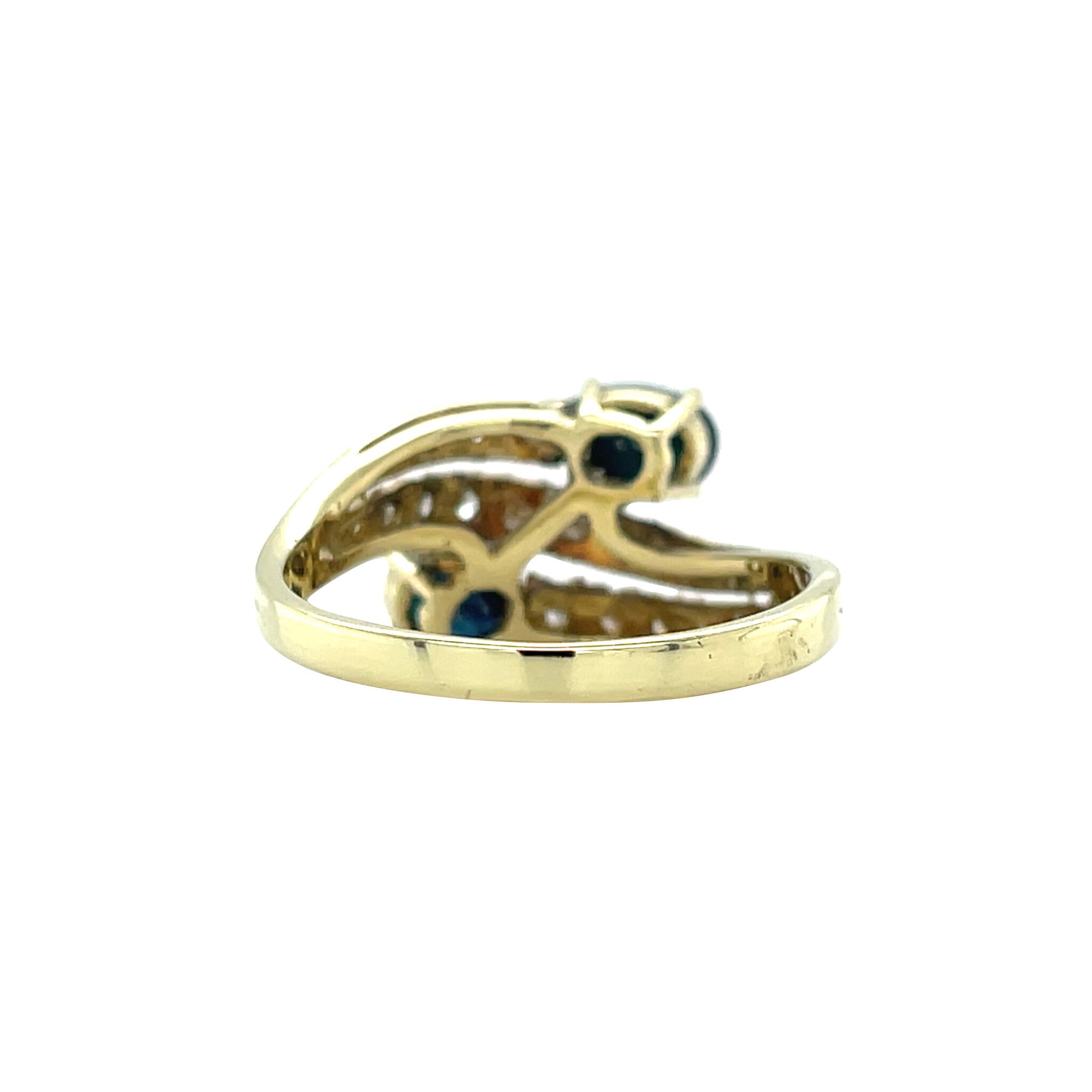 Gold vintage slag ring with sapphire and diamond, 14 kt