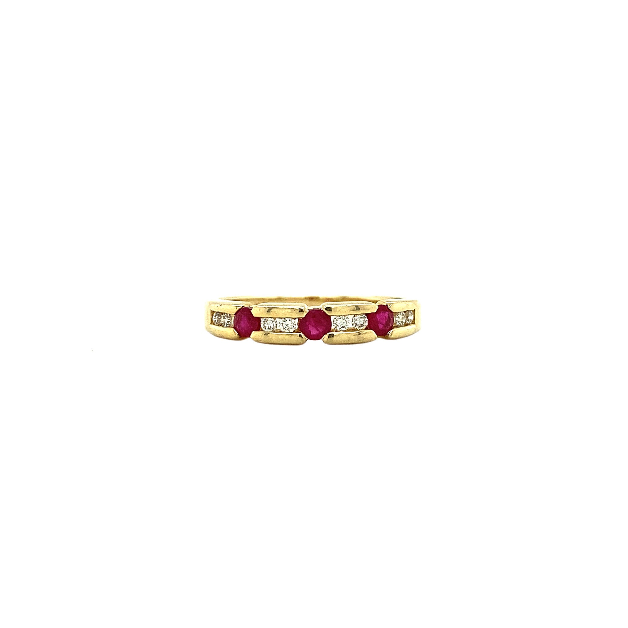 Gold ring with ruby and diamond 14 kt