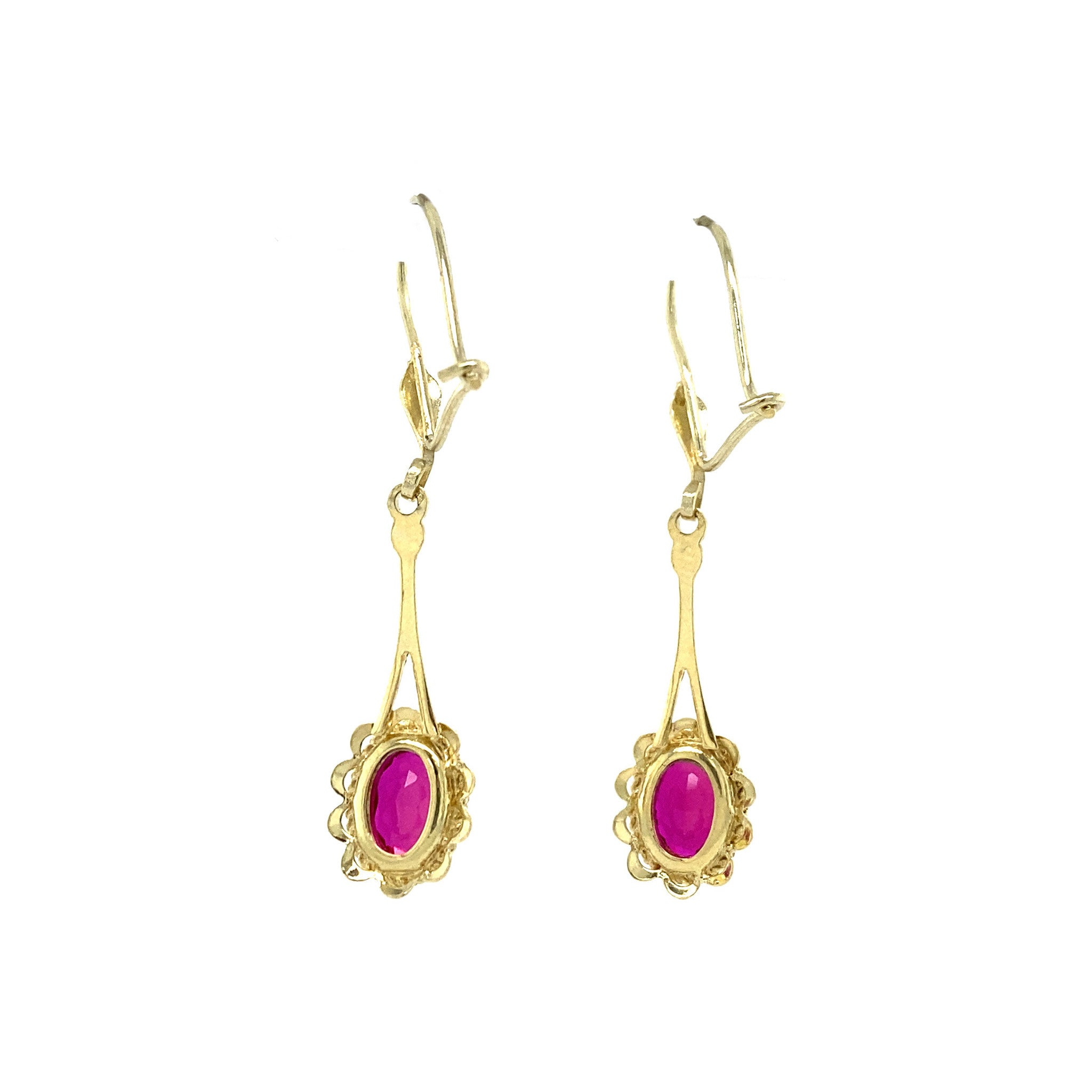 14 kt gold earrings with synthetic ruby