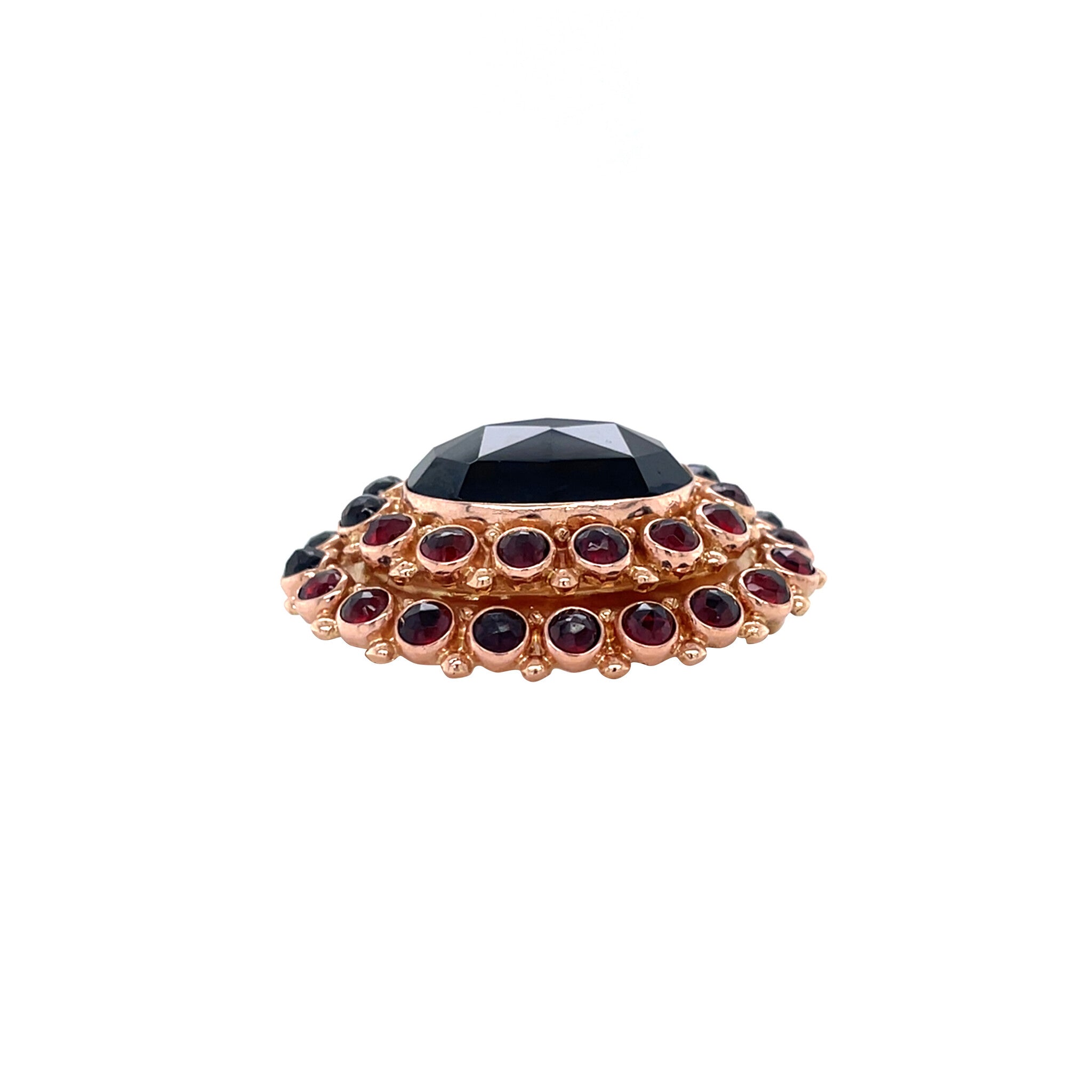 Vintage 14 kt gold entourage brooch with garnet