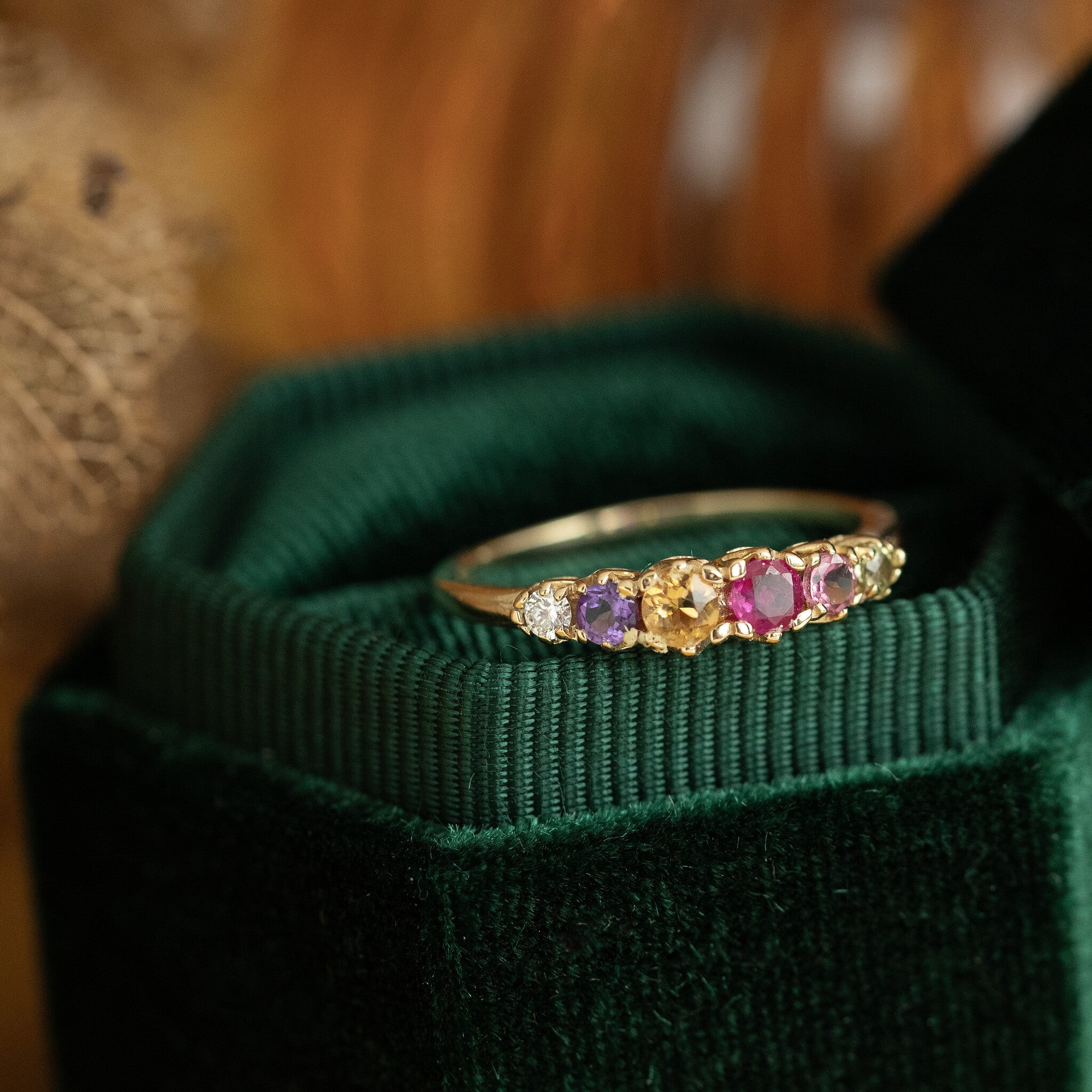 Vintage 14 kt gold ring with ruby, sapphire, spinel, colored stone and diamond