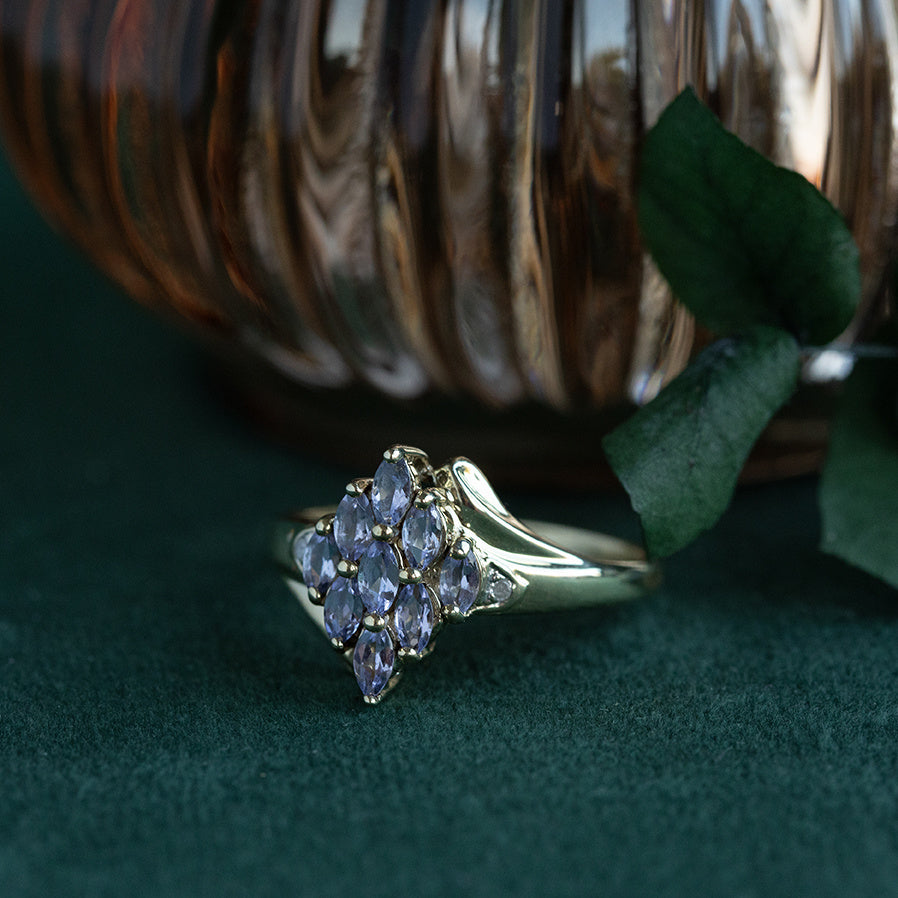 Ring with tanzanite and diamond 9 kt