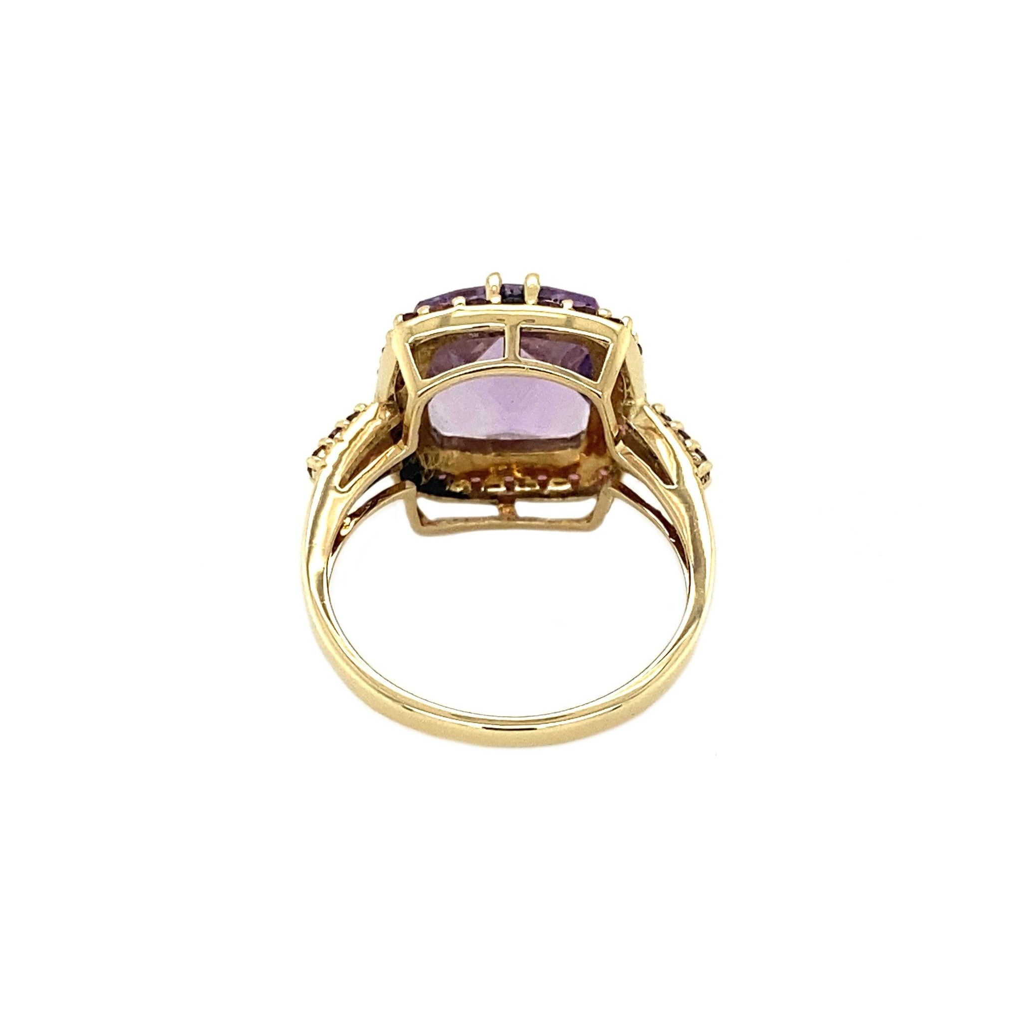 Amethyst ring 9 kt