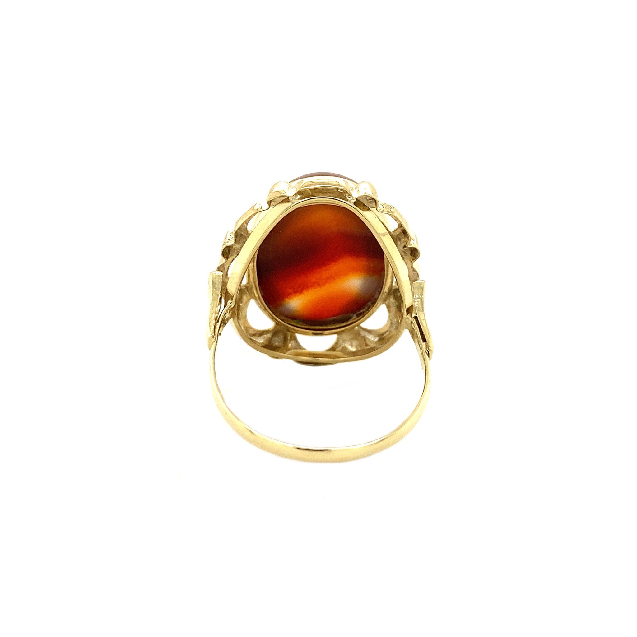 Gold ring with striped agate 14 kt