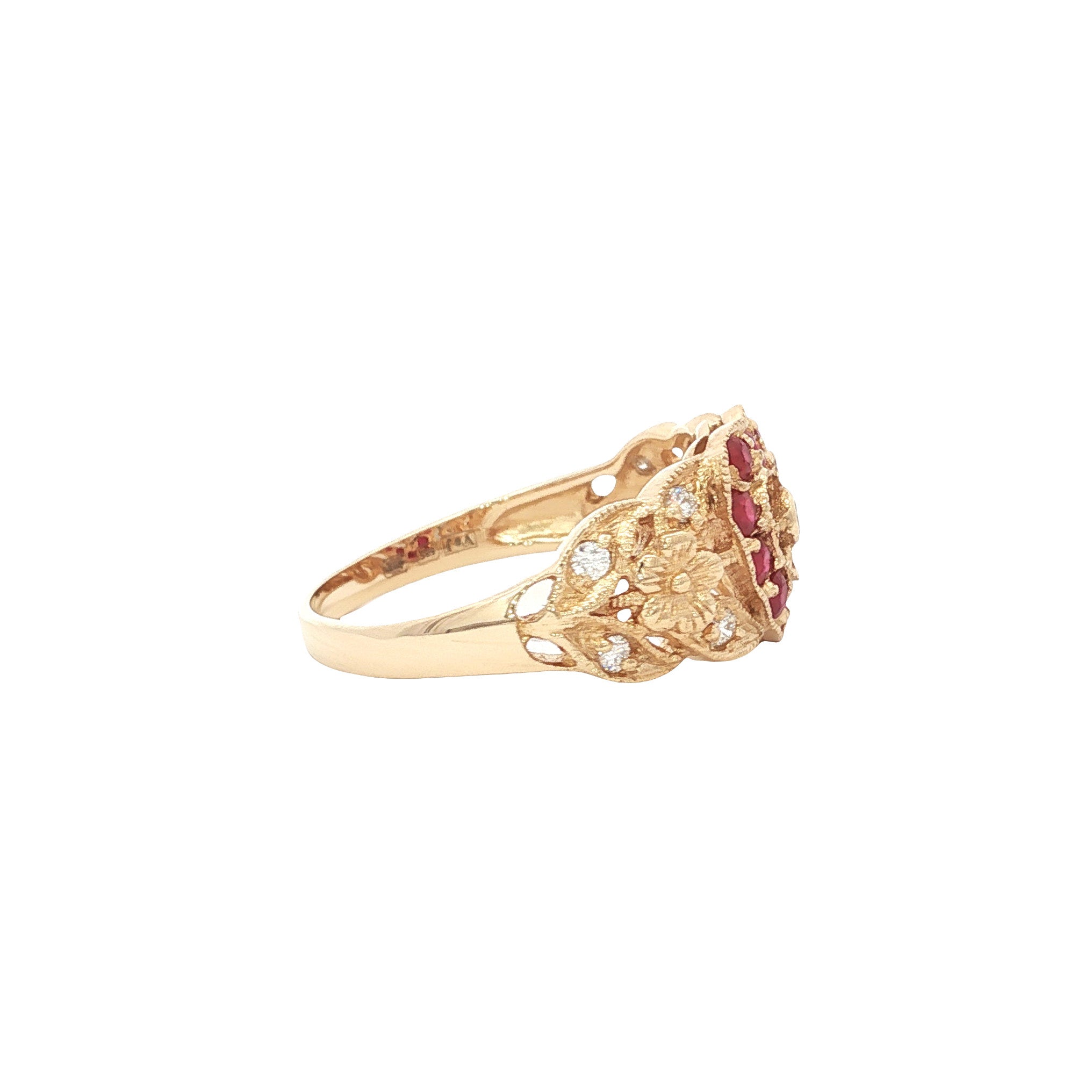 Gold ring with ruby and diamond 14 kt