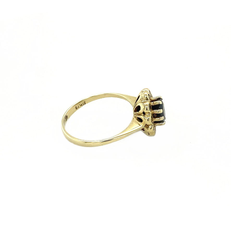 14 kt gold entourage ring with zirconia