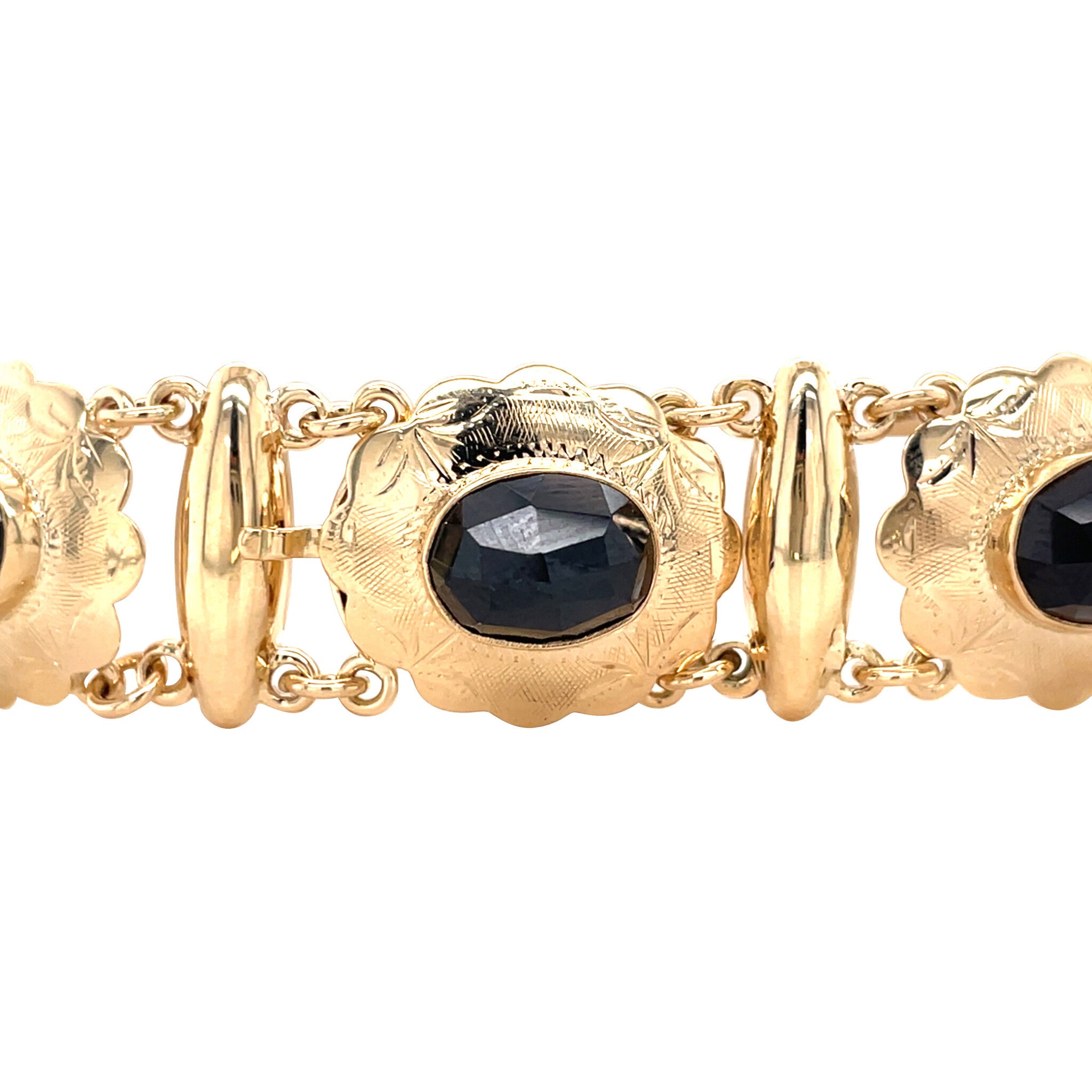 Gouden vintage bootjes armband met granaat 14 kt
