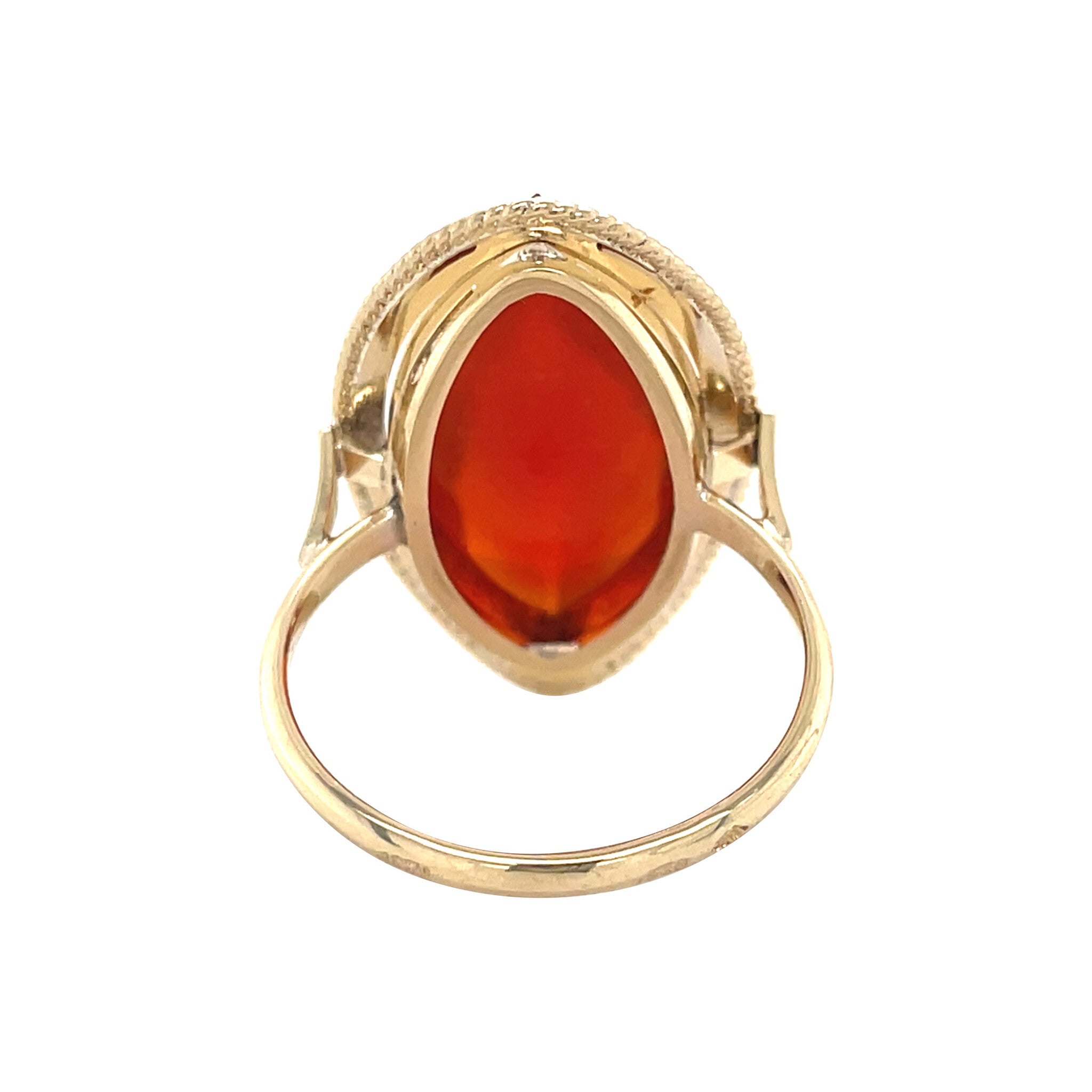 Gouden vintage ring met carneool 14 krt