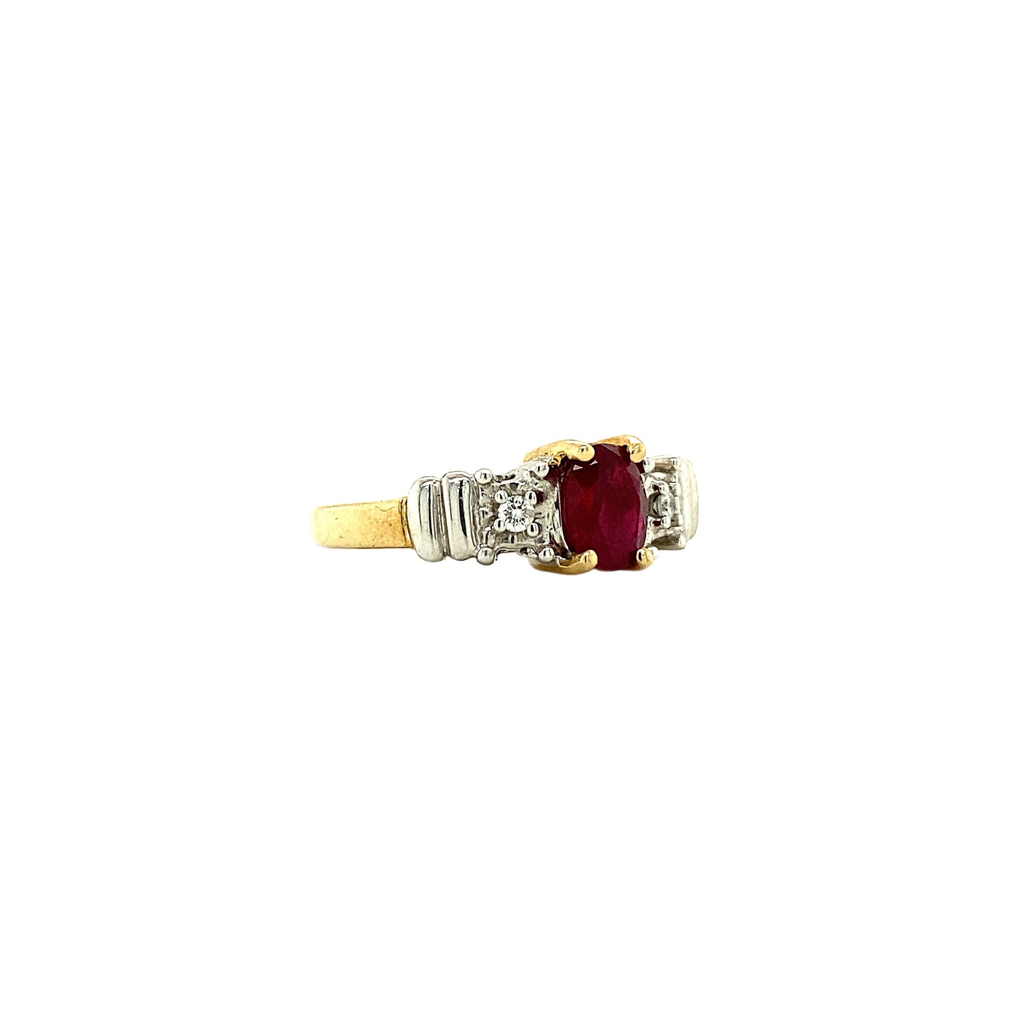 Ring with ruby and diamond 10 crt