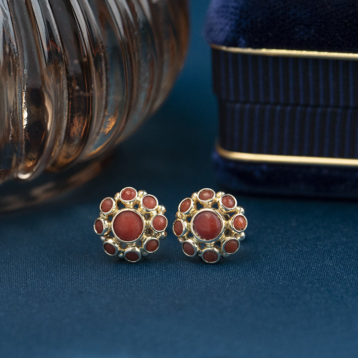 Gold entourage stud earrings with blood coral 14 carat