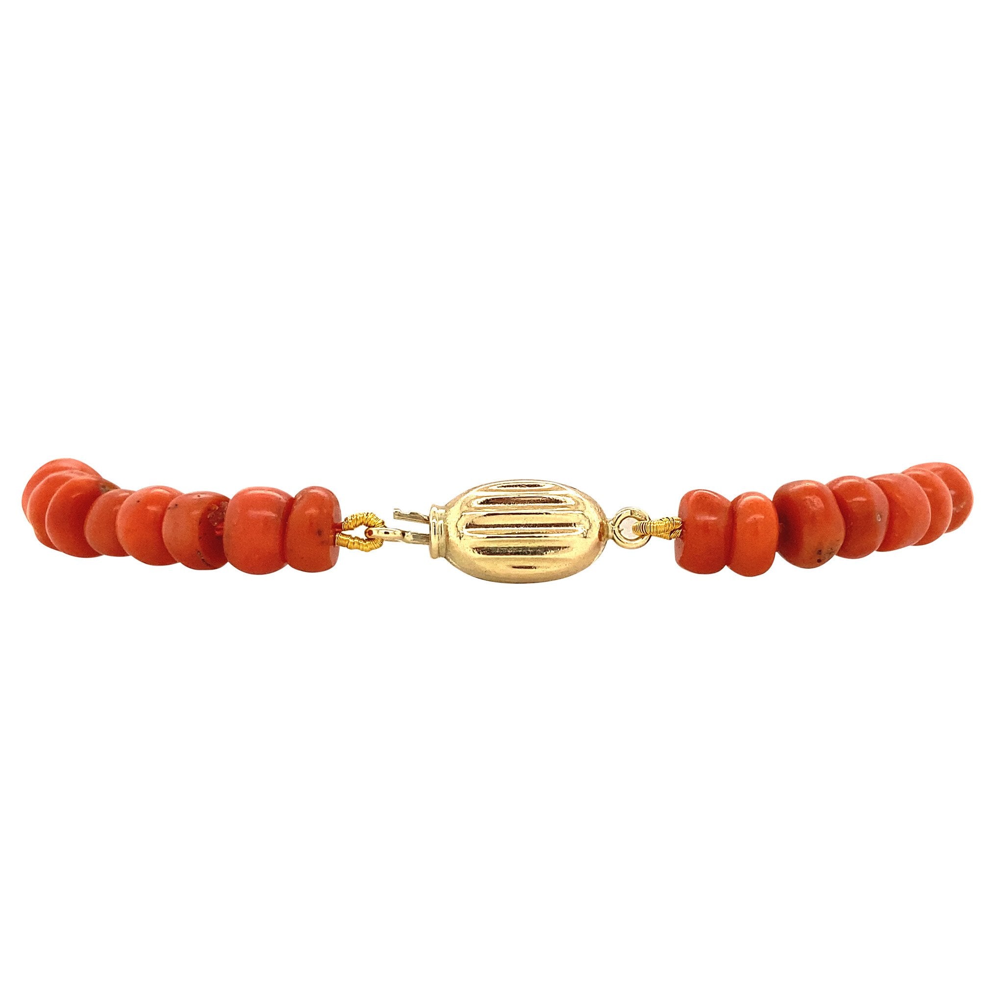 Blood coral bracelet with gold clasp 18.5 cm 14 krt