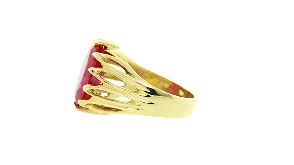 Gold ring with synthetic ruby 18 krt