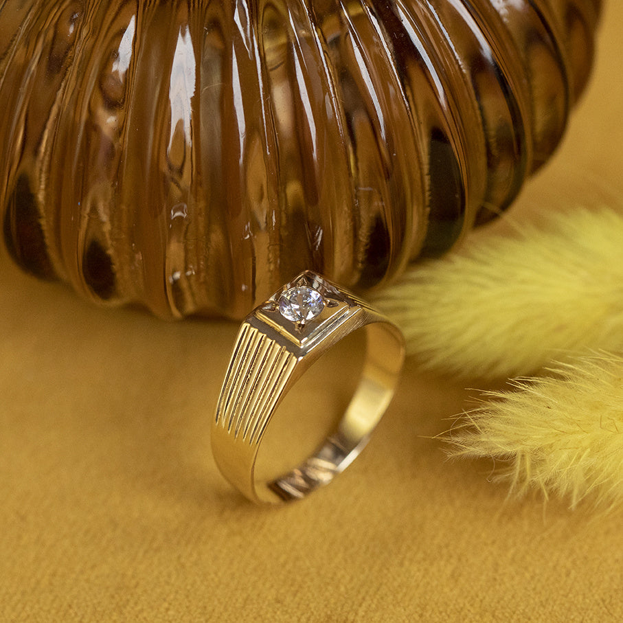 Zirconia ring 12 kt