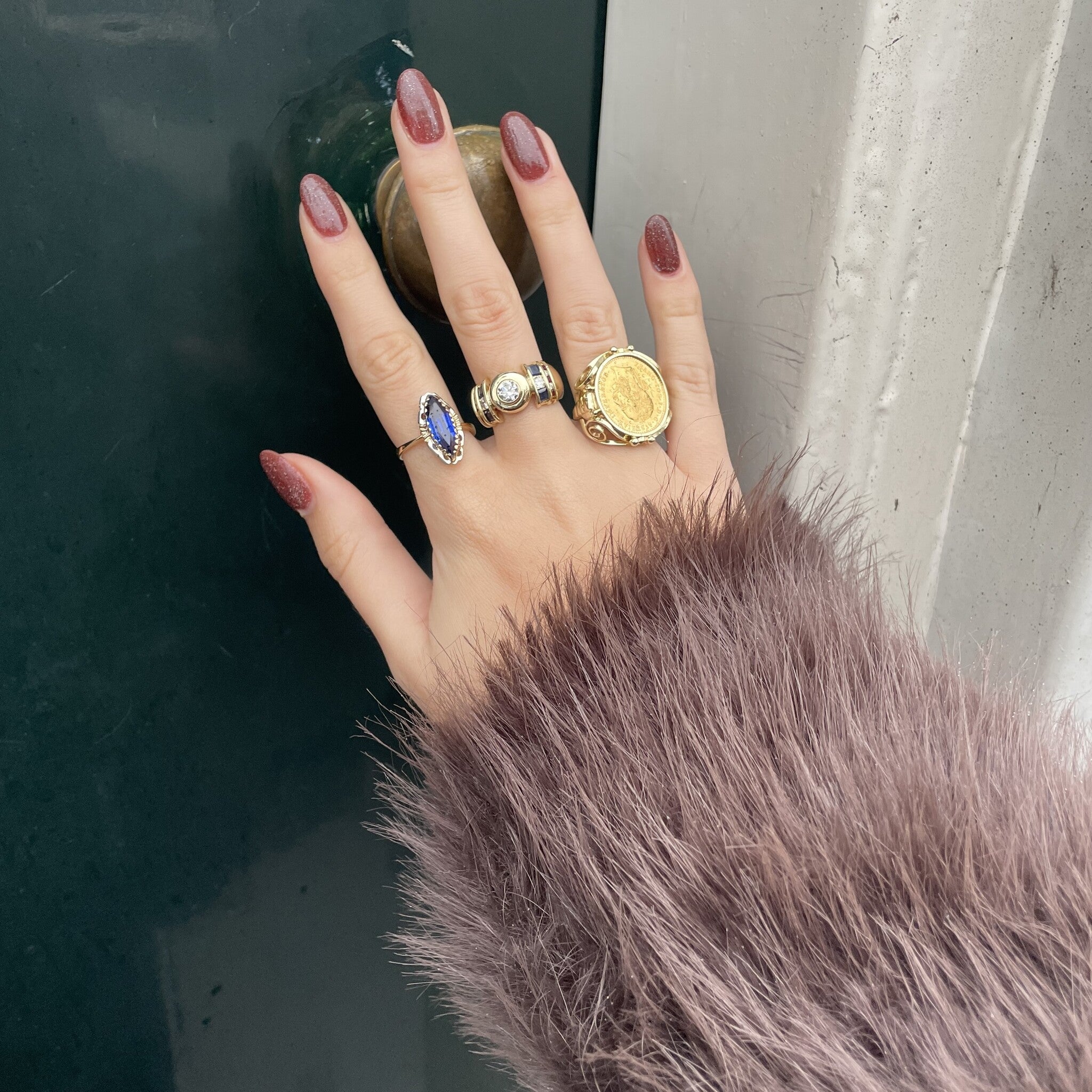 Gold ring with sapphire 18 kt