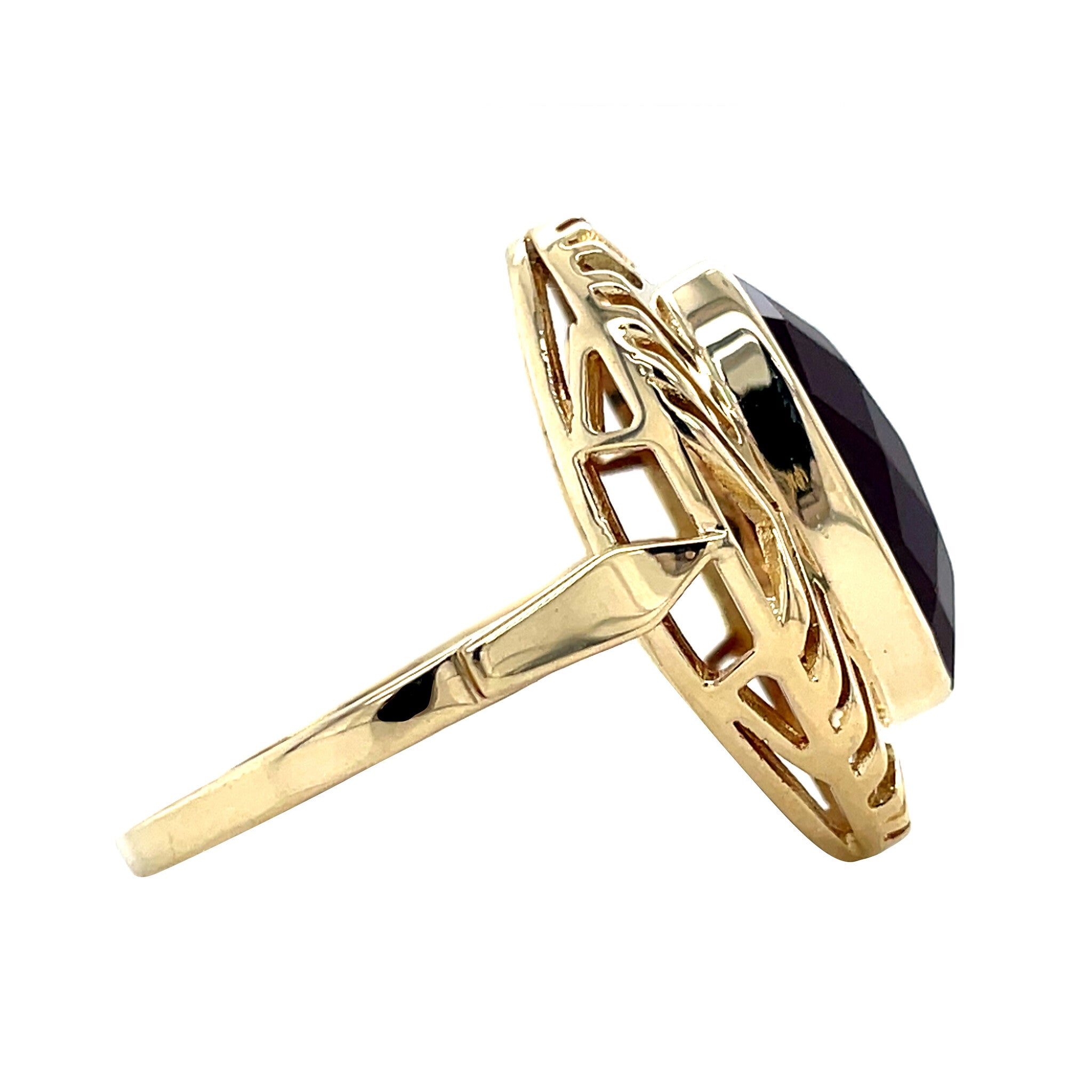Gouden vintage ring met carneool 14 krt